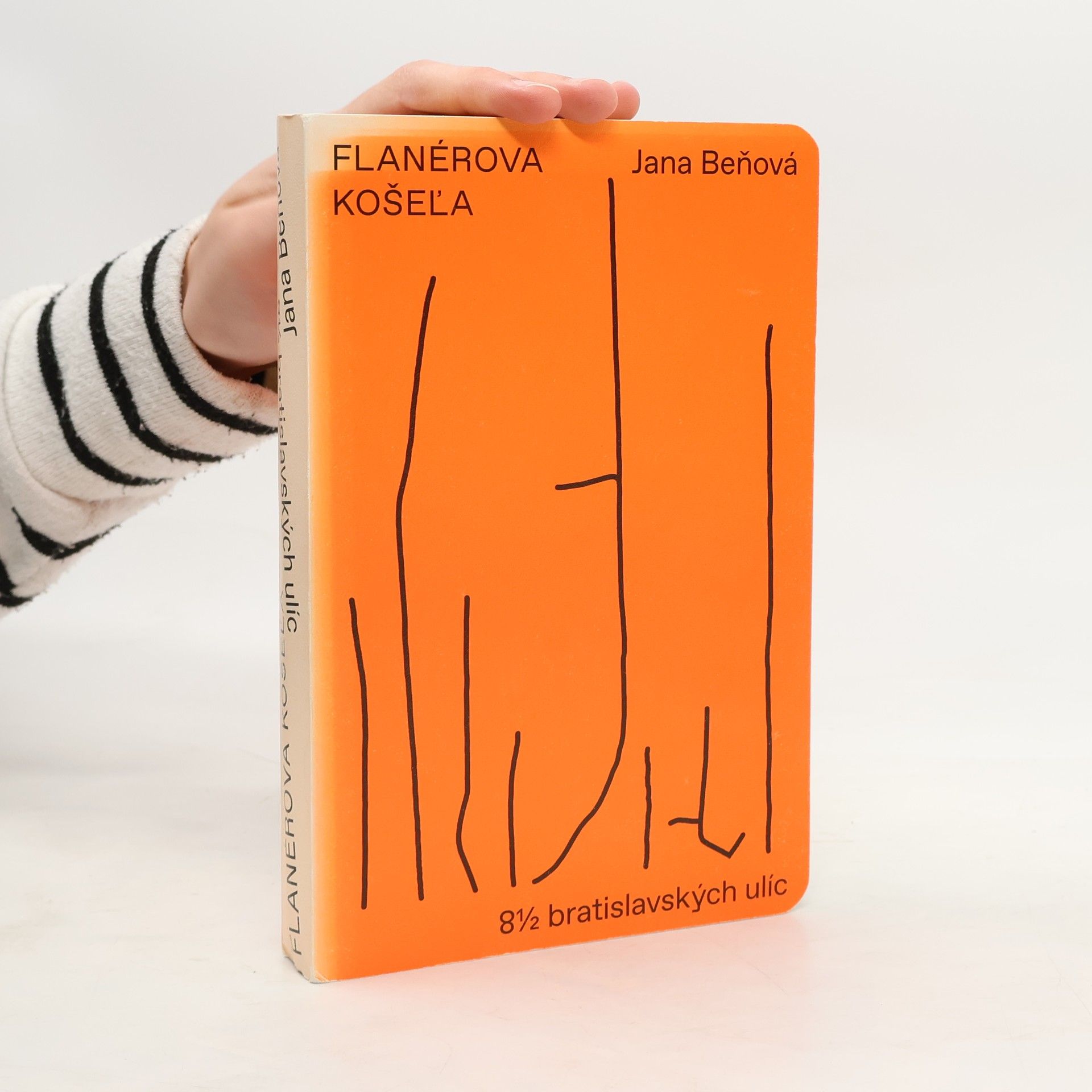 Flanérova košeľa: 8 a pol bratislavských ulíc