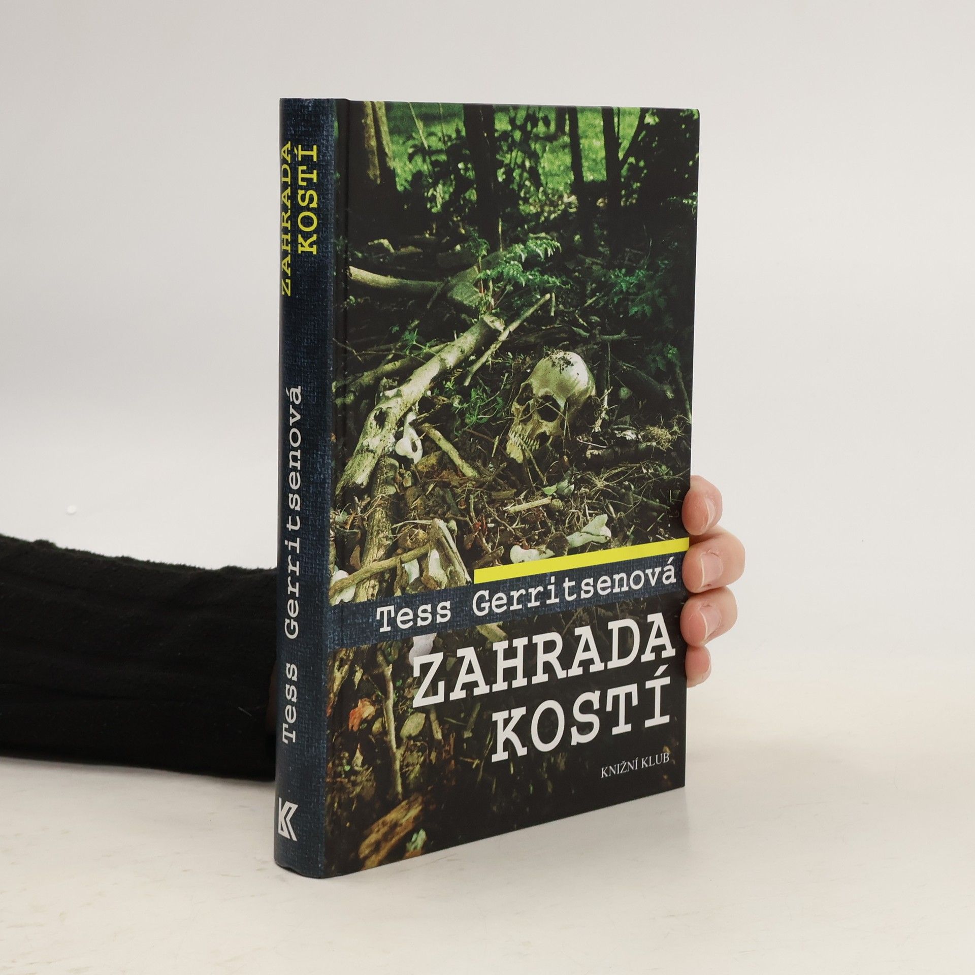 Tess Gerritsen Zahrada kostí