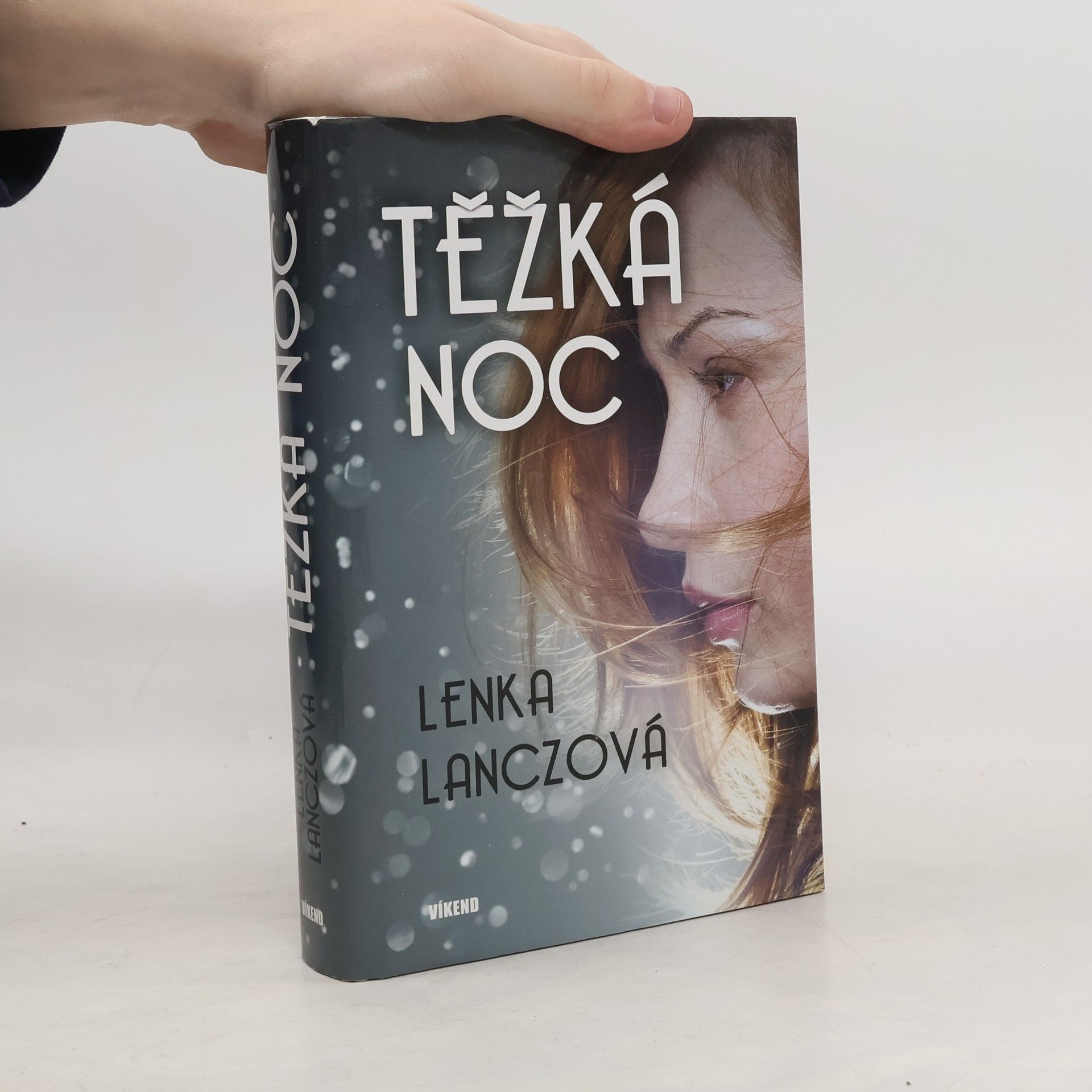 Lenka Lanczová Těžká noc