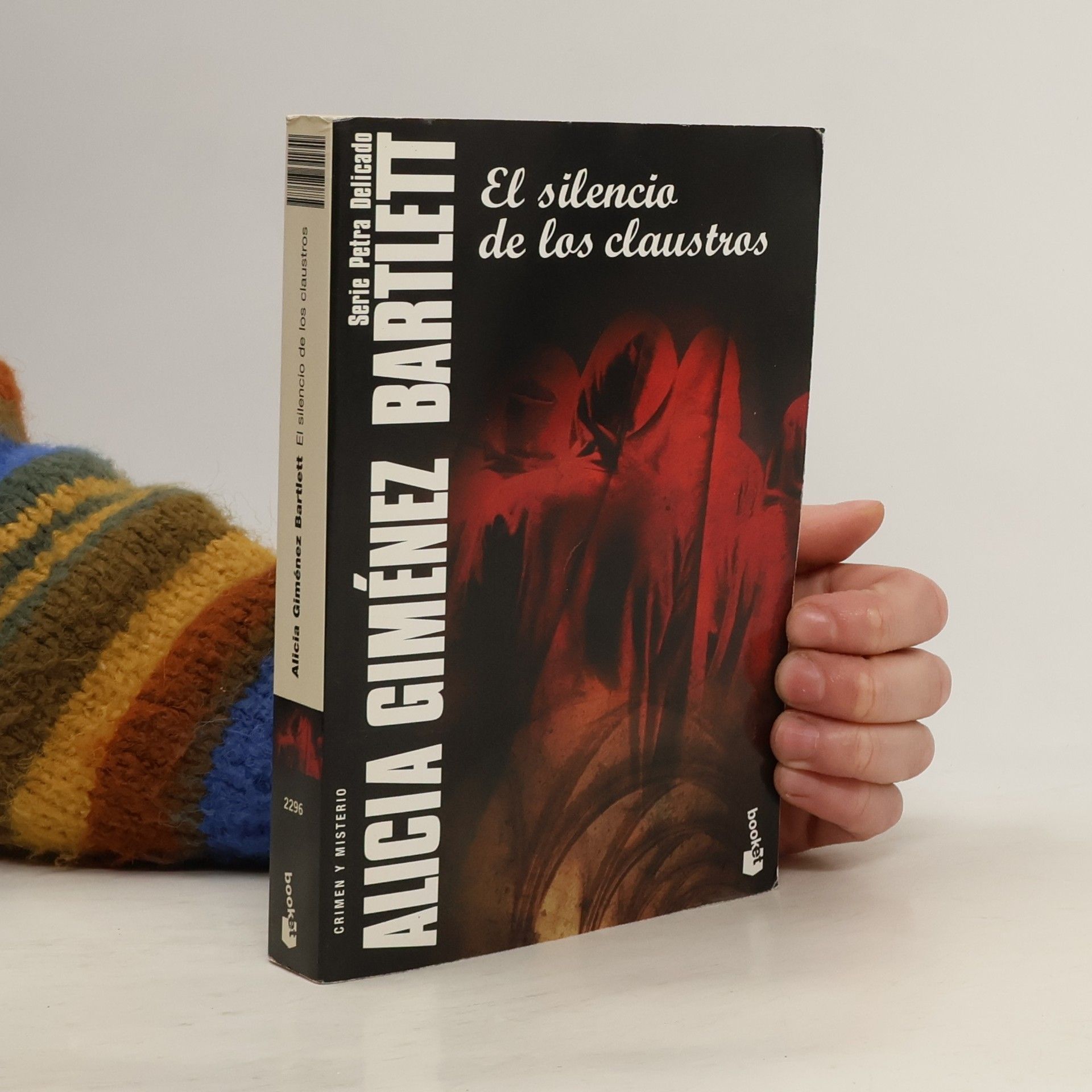 Alicia Giménez-Bartlett Serie Petra Delicado - 8: El silencio de los claustros