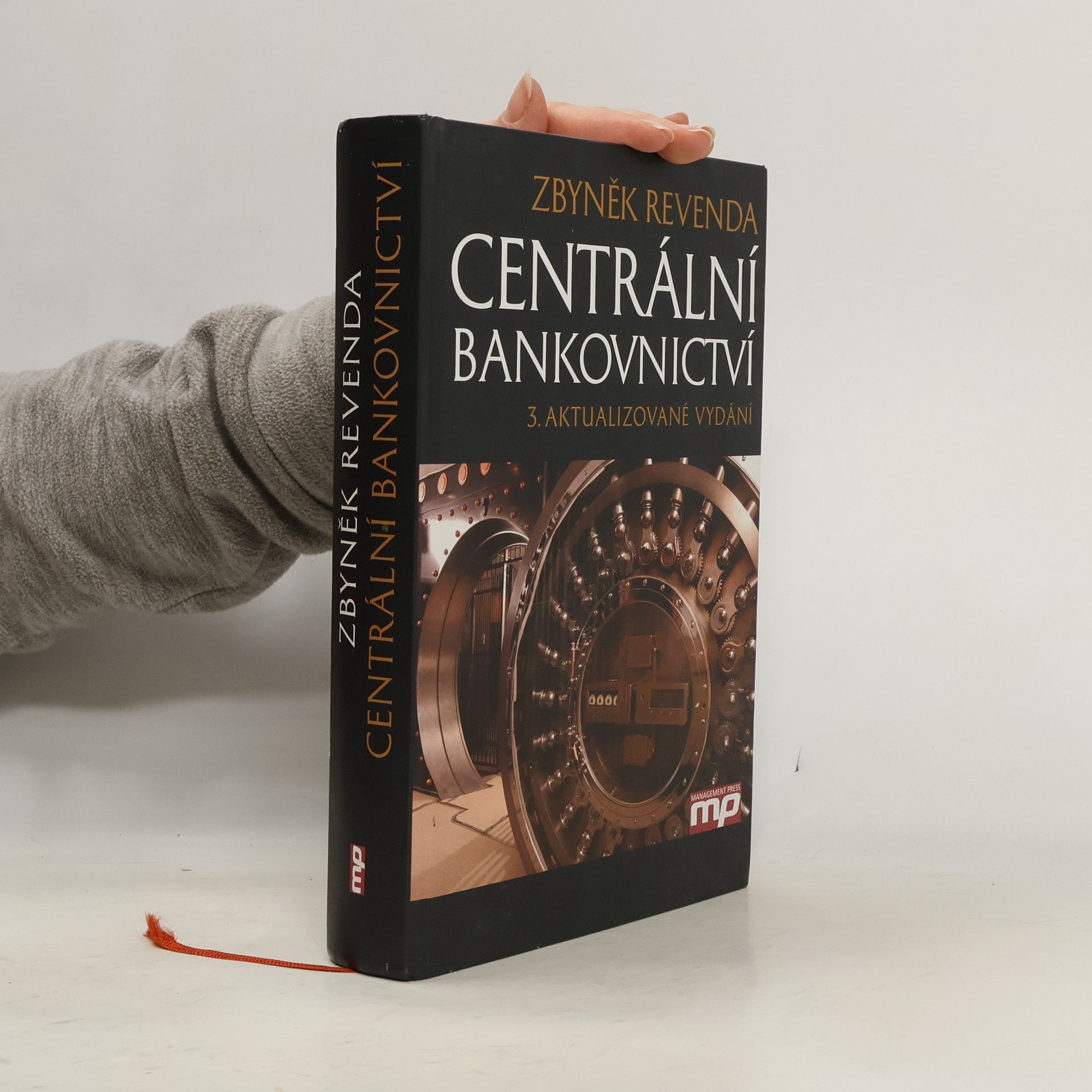 Zbyněk Revenda Centrální bankovnictví