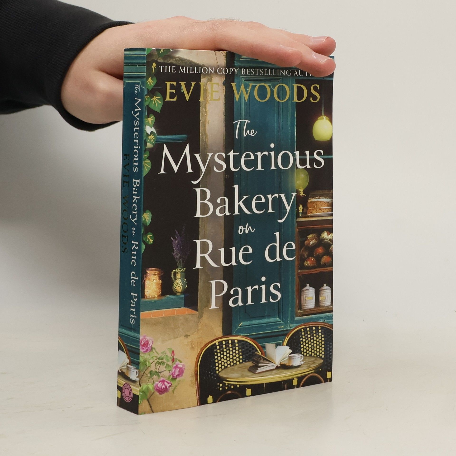 The Mysterious Bakery on Rue de Paris