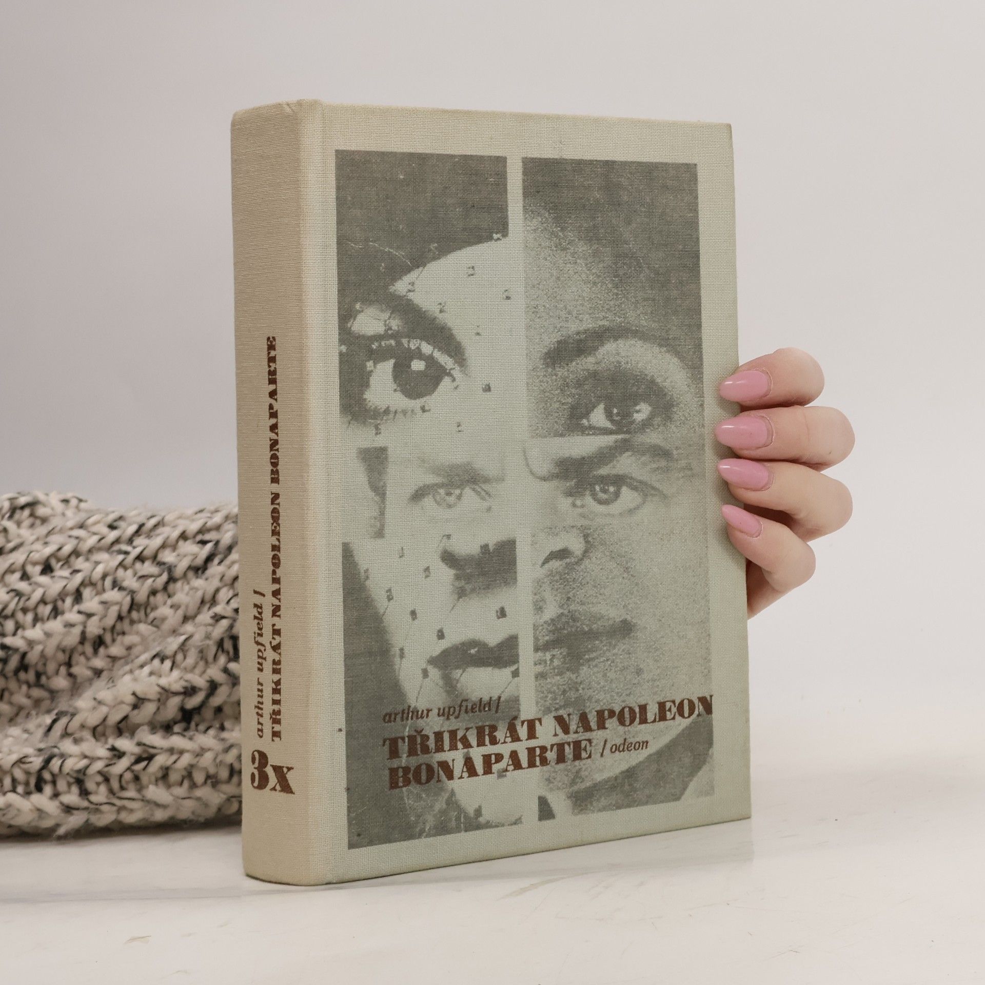 Arthur Upfield Třikrát Napoleon Bonaparte