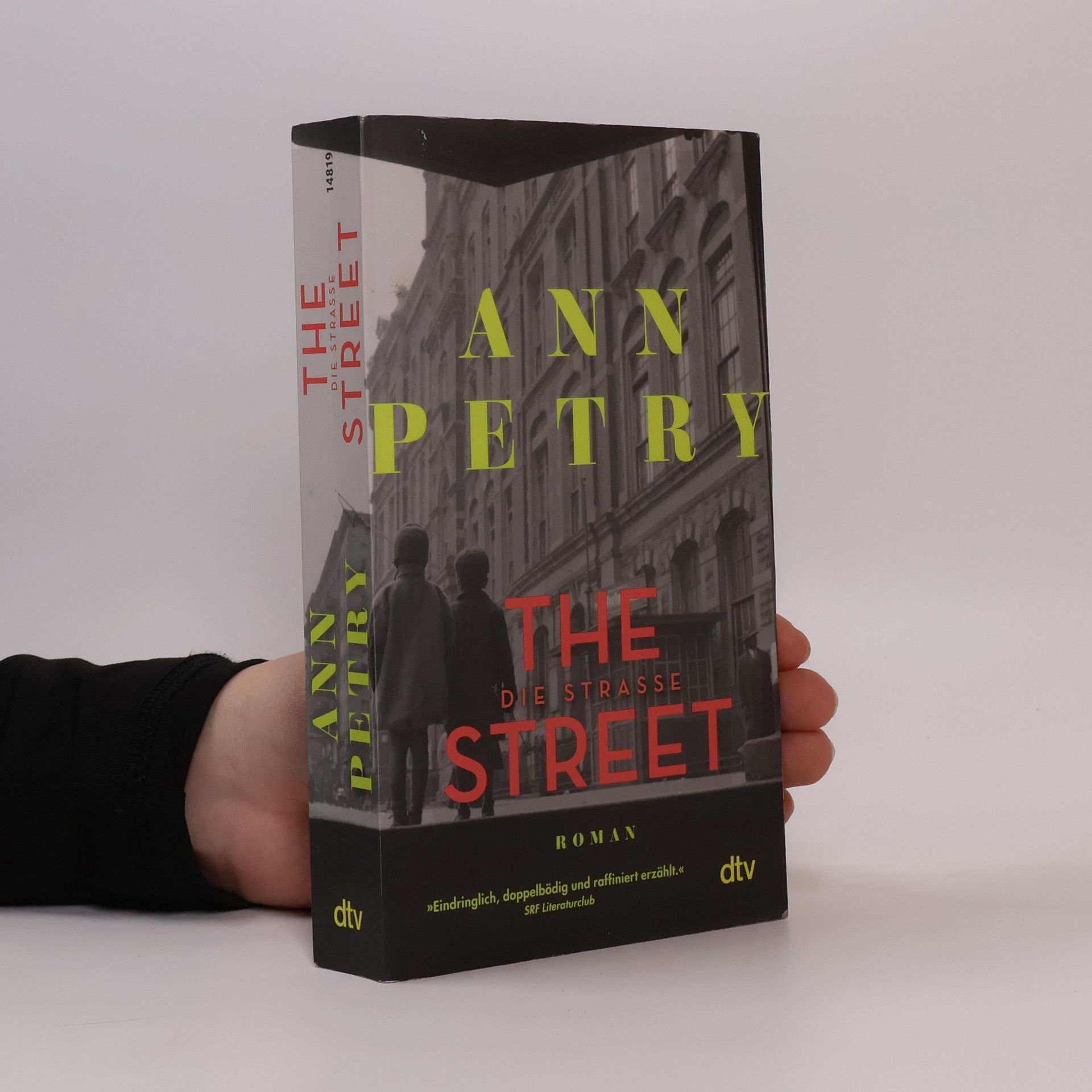 The Street. Die Straße