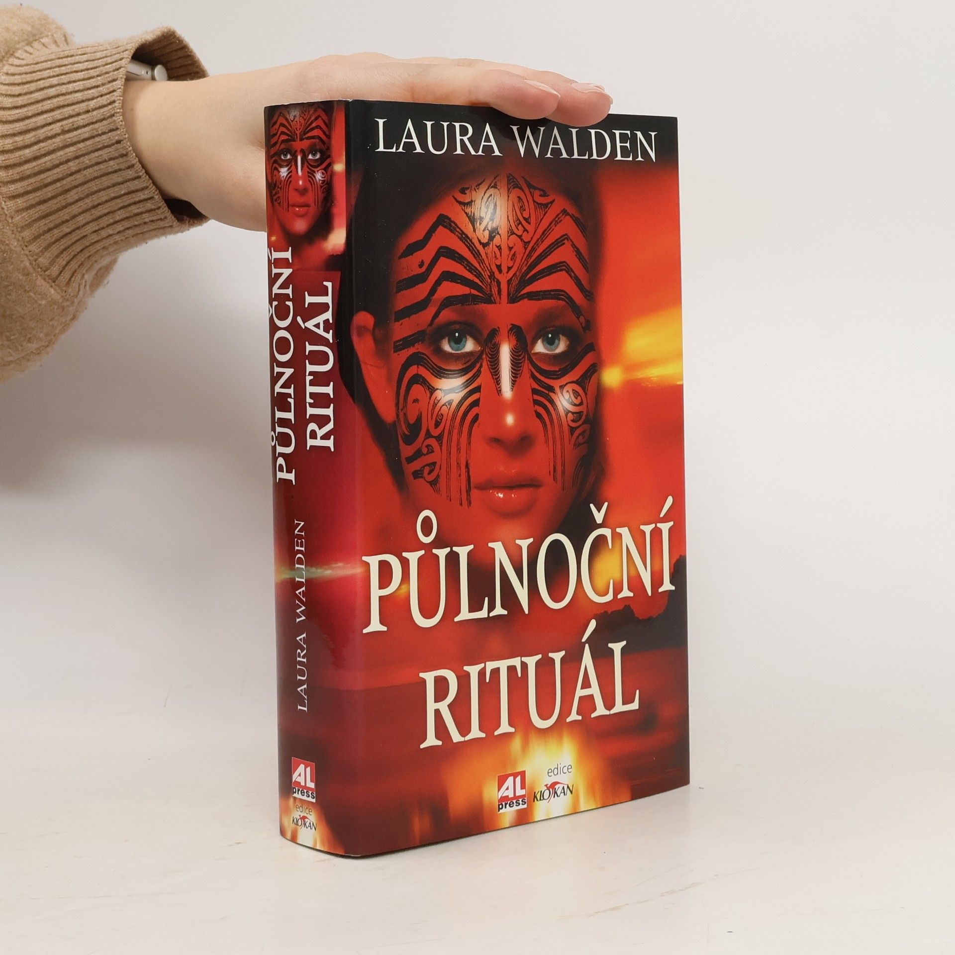 Laura Walden Půlnoční rituál