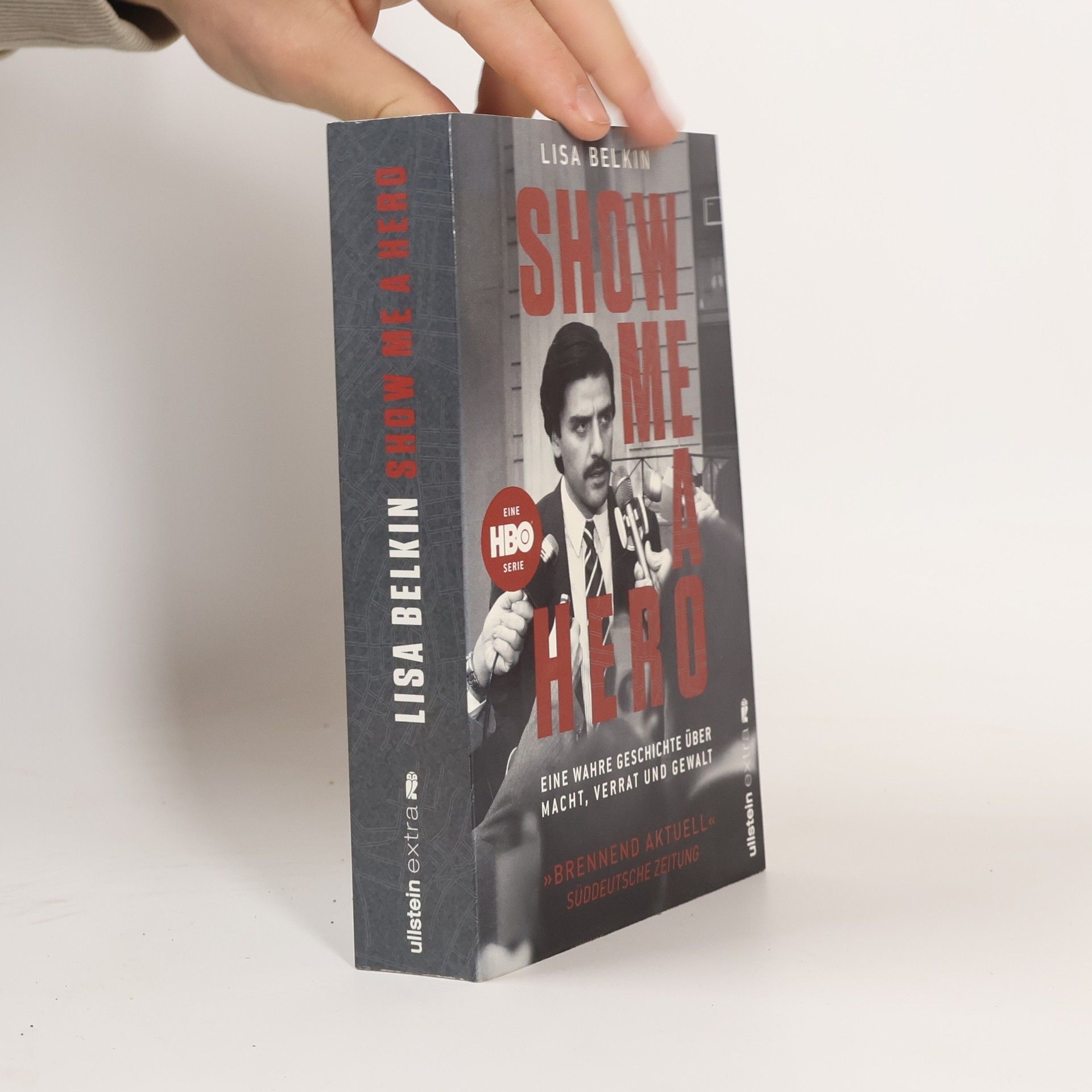 Lisa Belkin Show me a hero