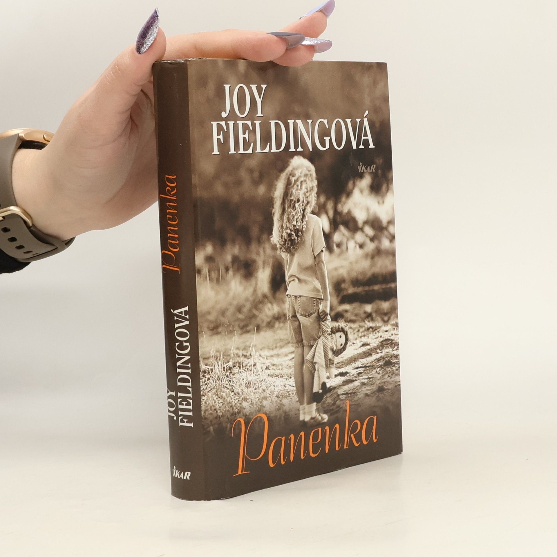 Joy Fielding Panenka