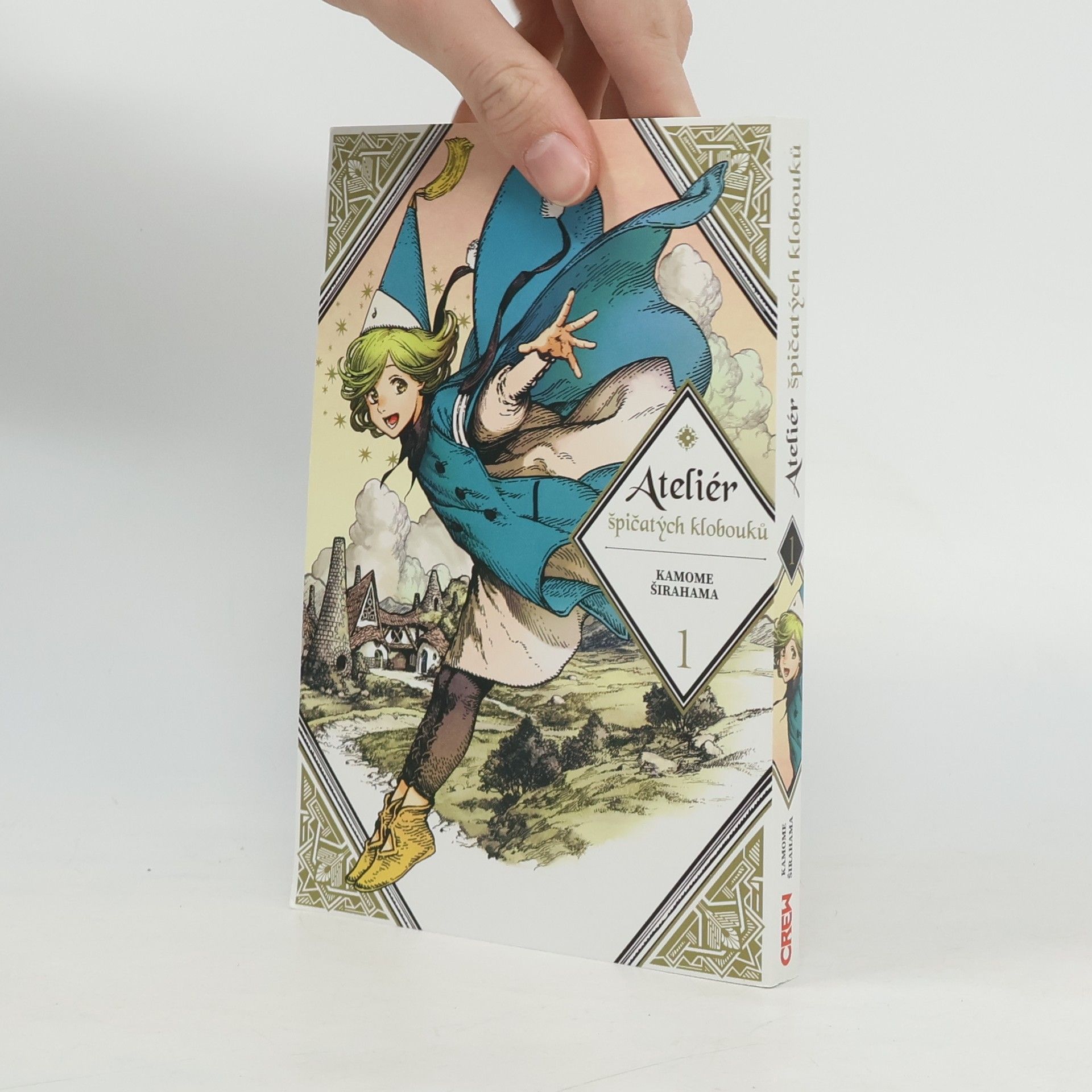 Kamome Shirahama Ateliér špičatých klobouků 1