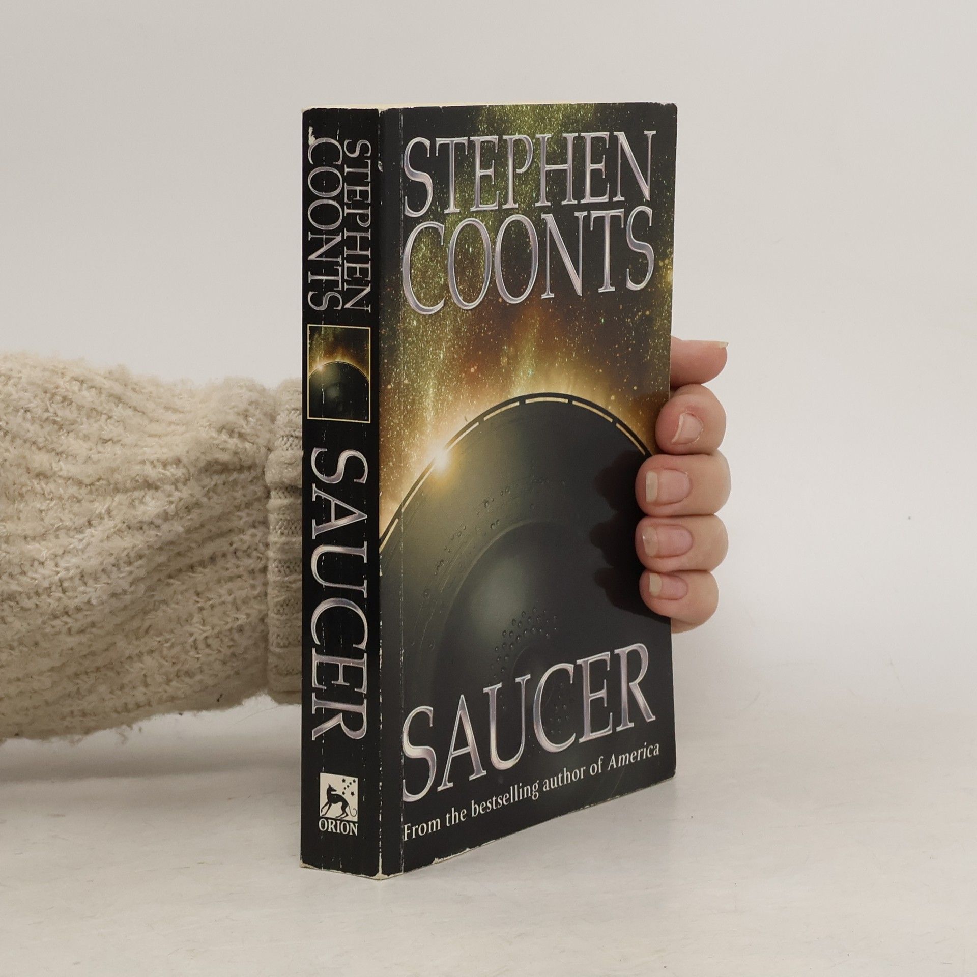 Stephen Coonts Saucer