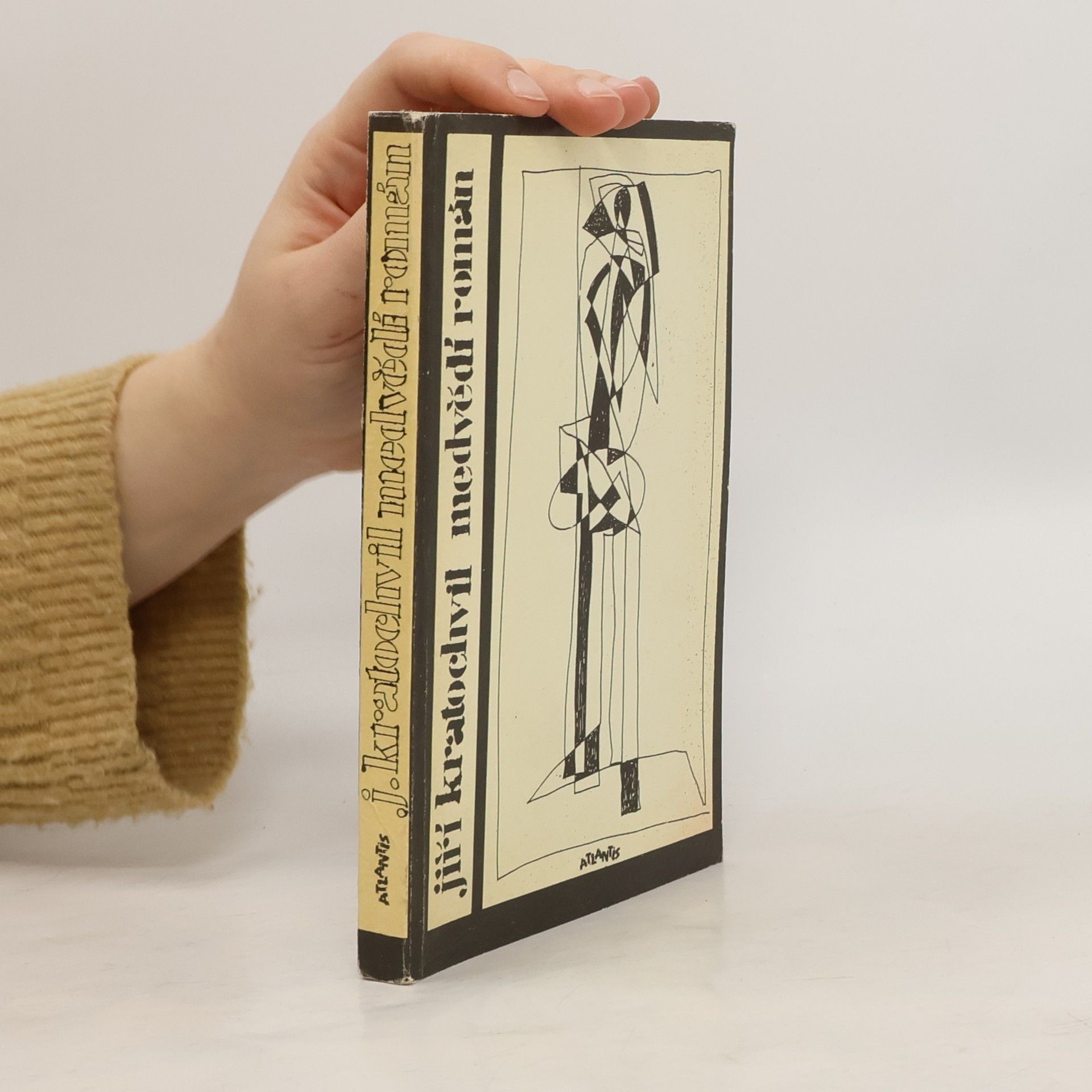 Jiří Kratochvil Medvědí román