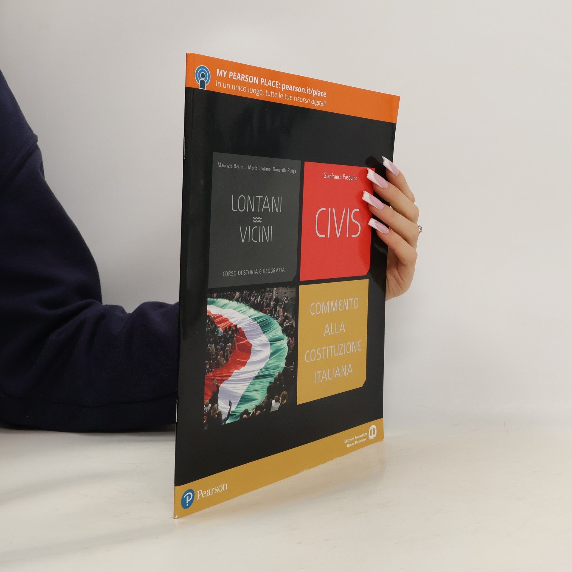 Maurizio Bettini Lontani Vicini. Corso di Storia e Geografia