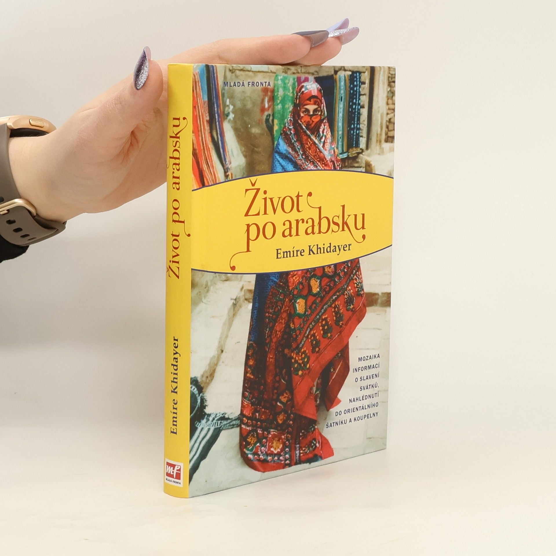 Emíre Khidayer Život po arabsku