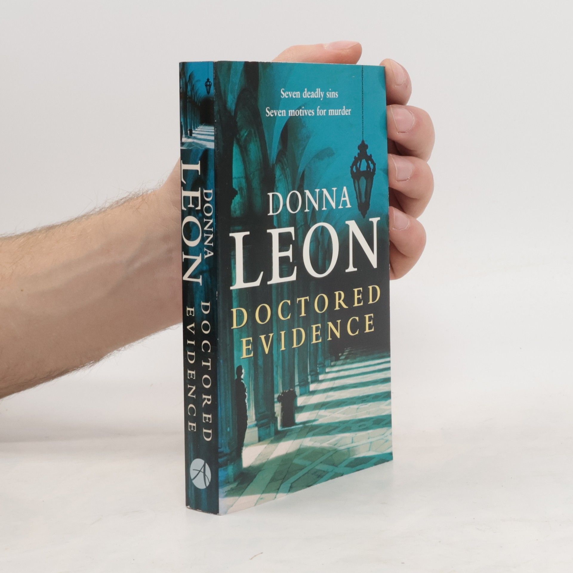 Donna Leon Doctored evidence