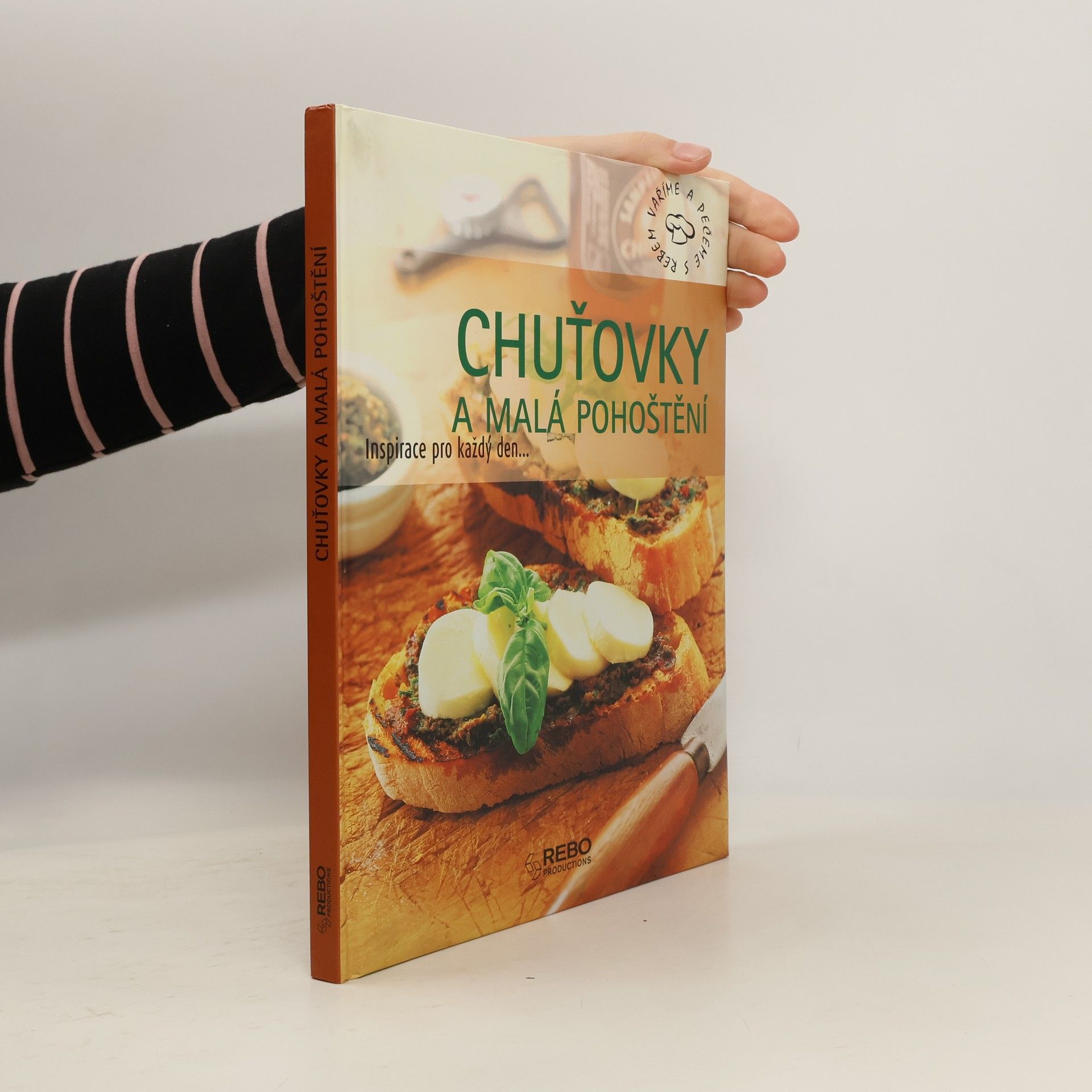 Kolektív autorov Chuťovky a malá pohoštění