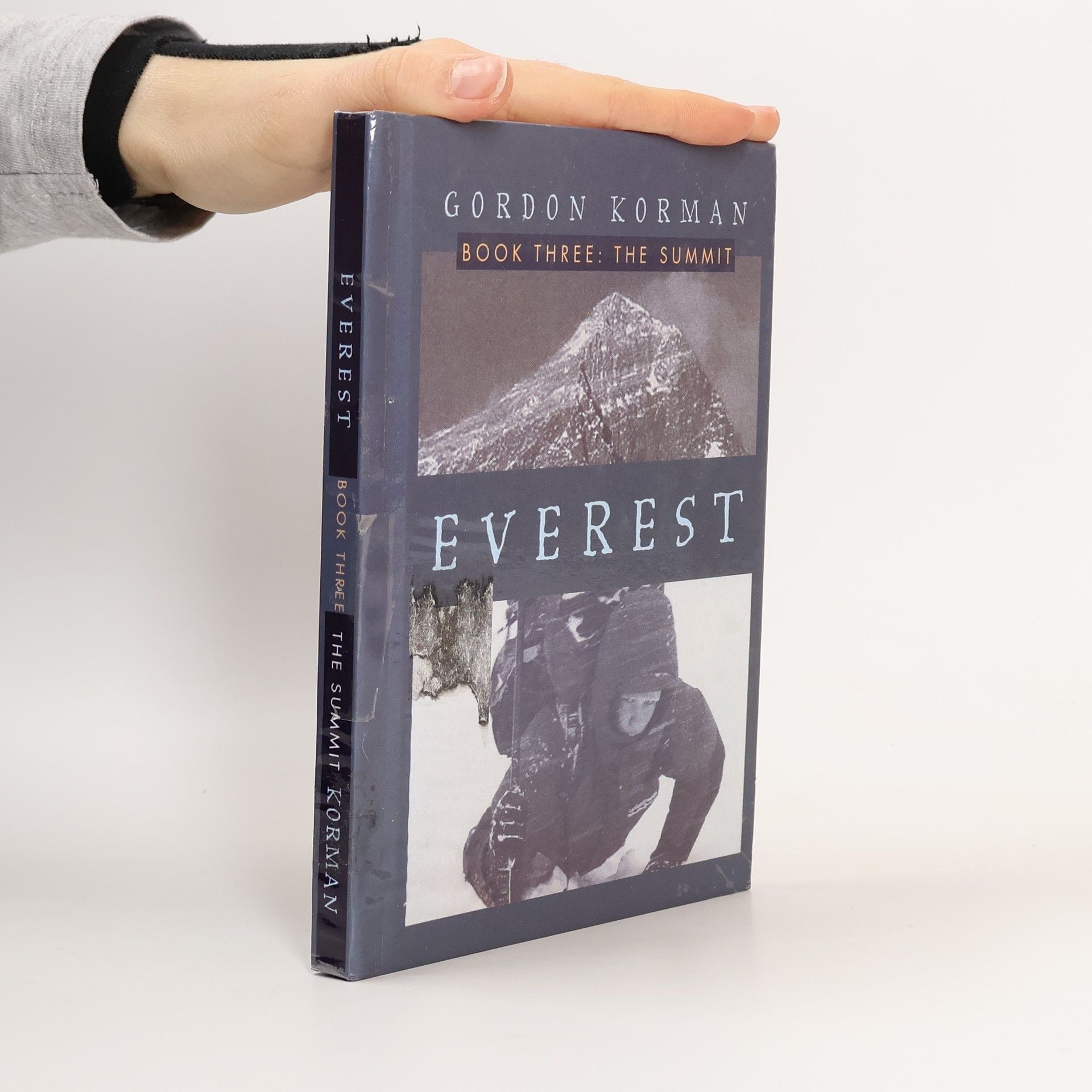 Gordon Korman Everest