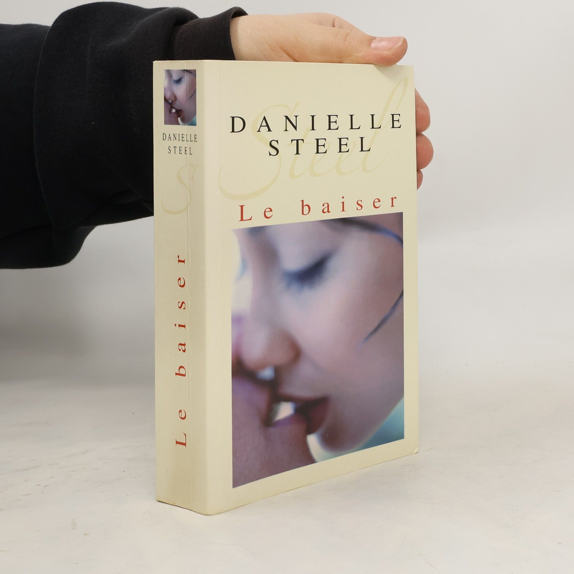 Danielle Steel Le baiser