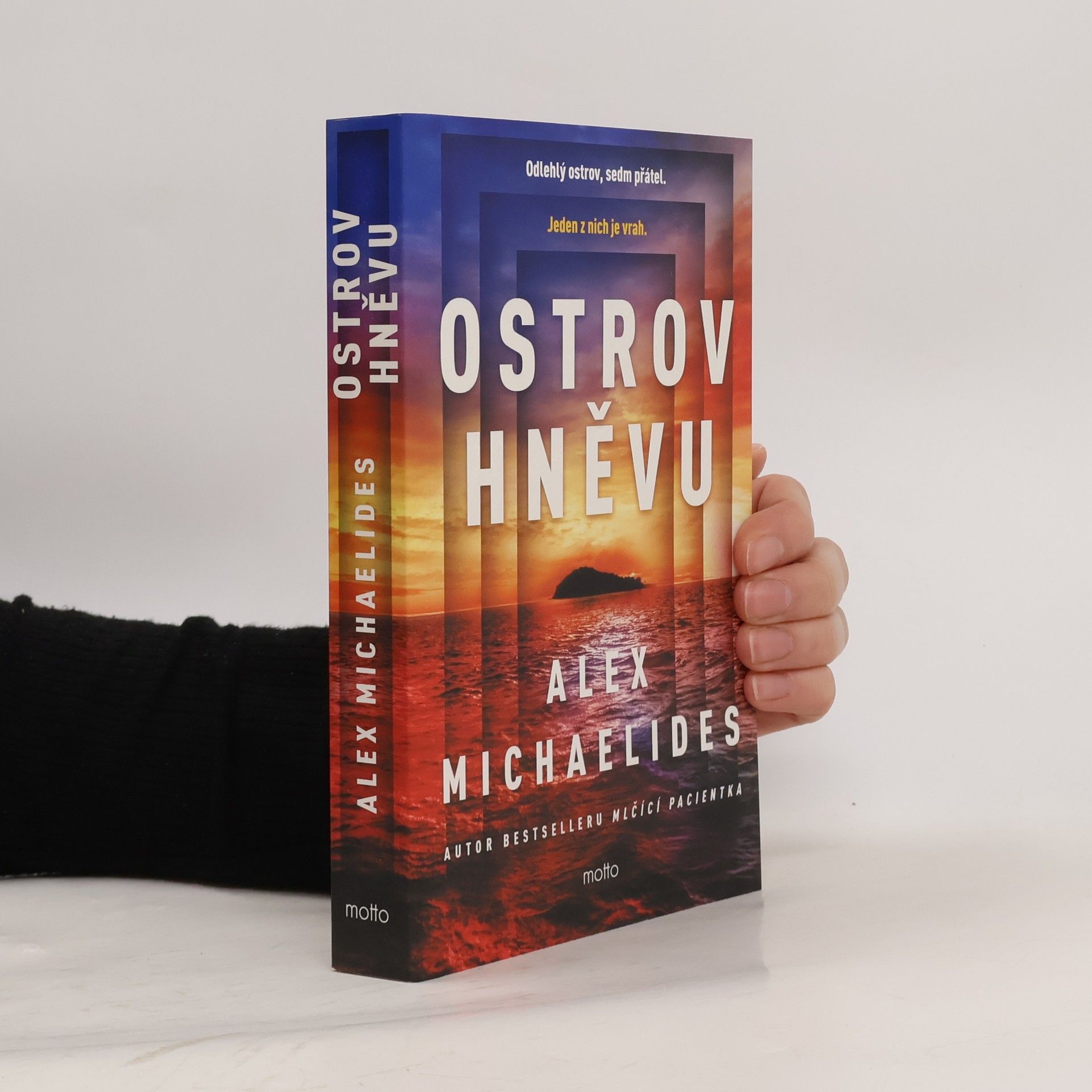 Alex Michaelides Ostrov hněvu