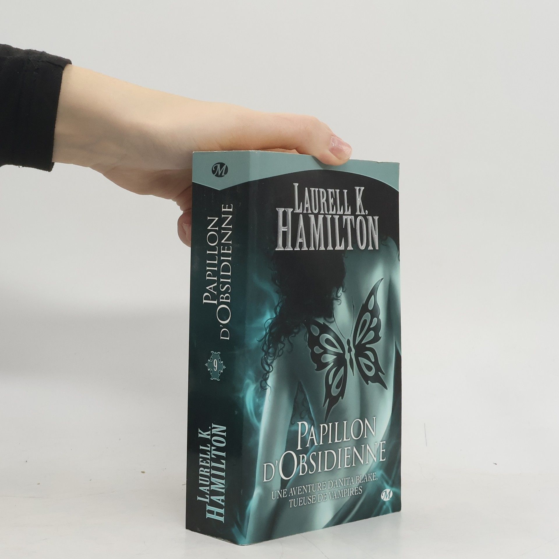 Anita Blake, tueuse de vampires - 9: Papillon d'obsidienne