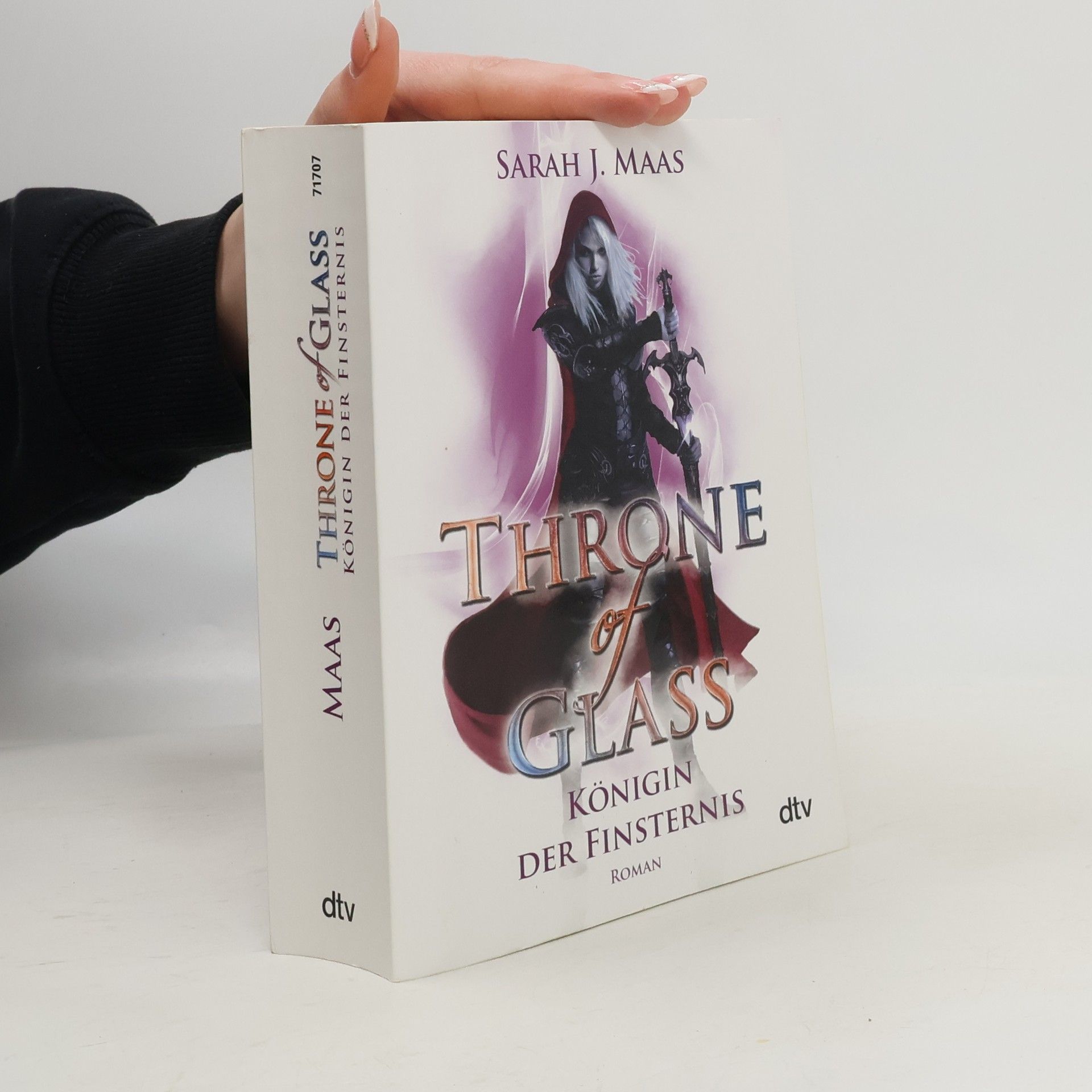 Königin der Finsternis