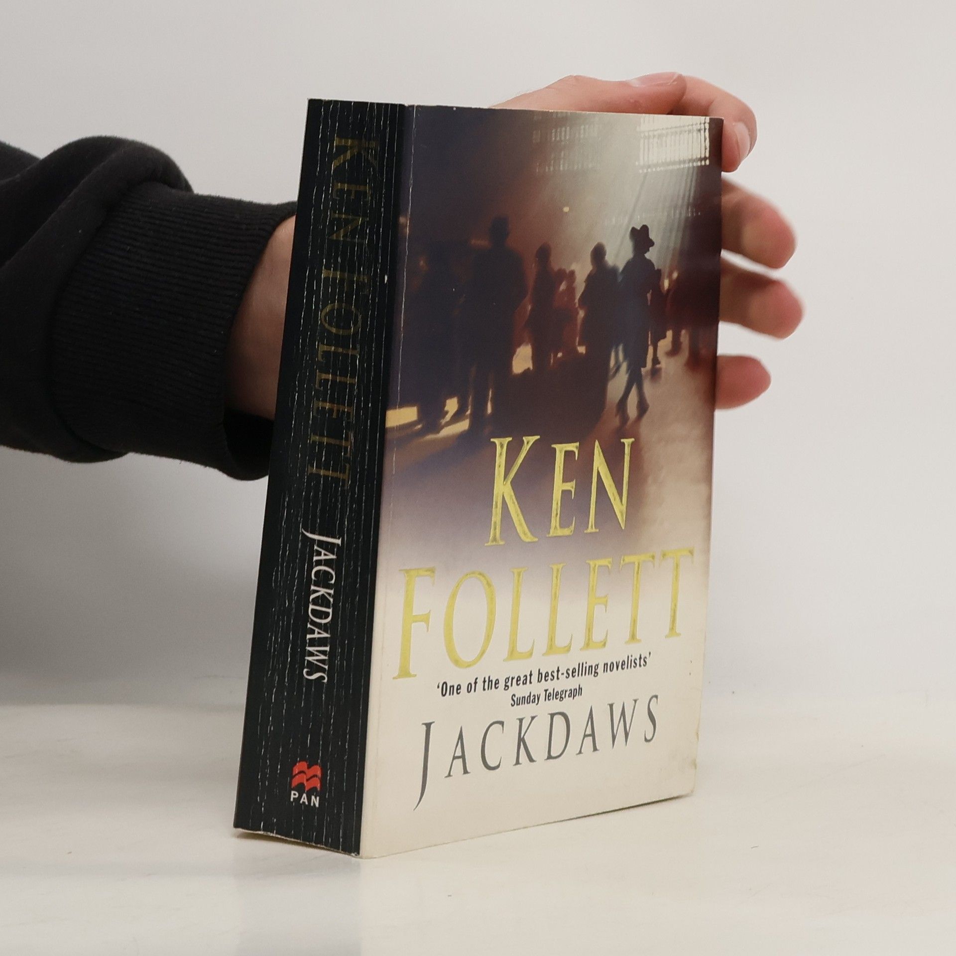Ken Follett Jackdaws