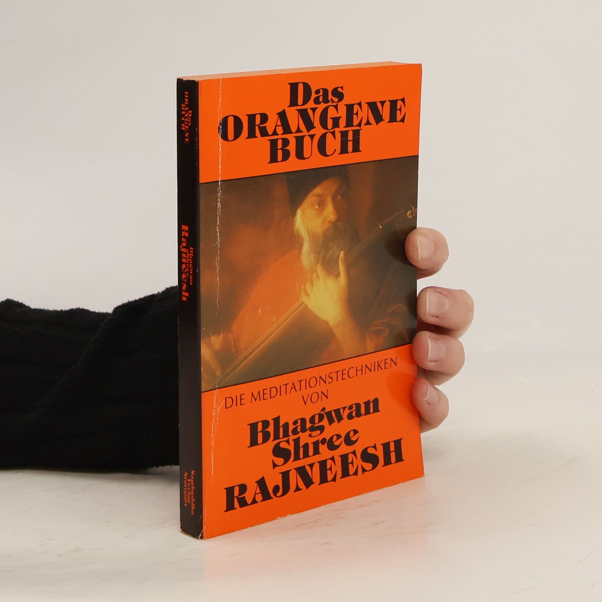 Ošó Das orangene Buch