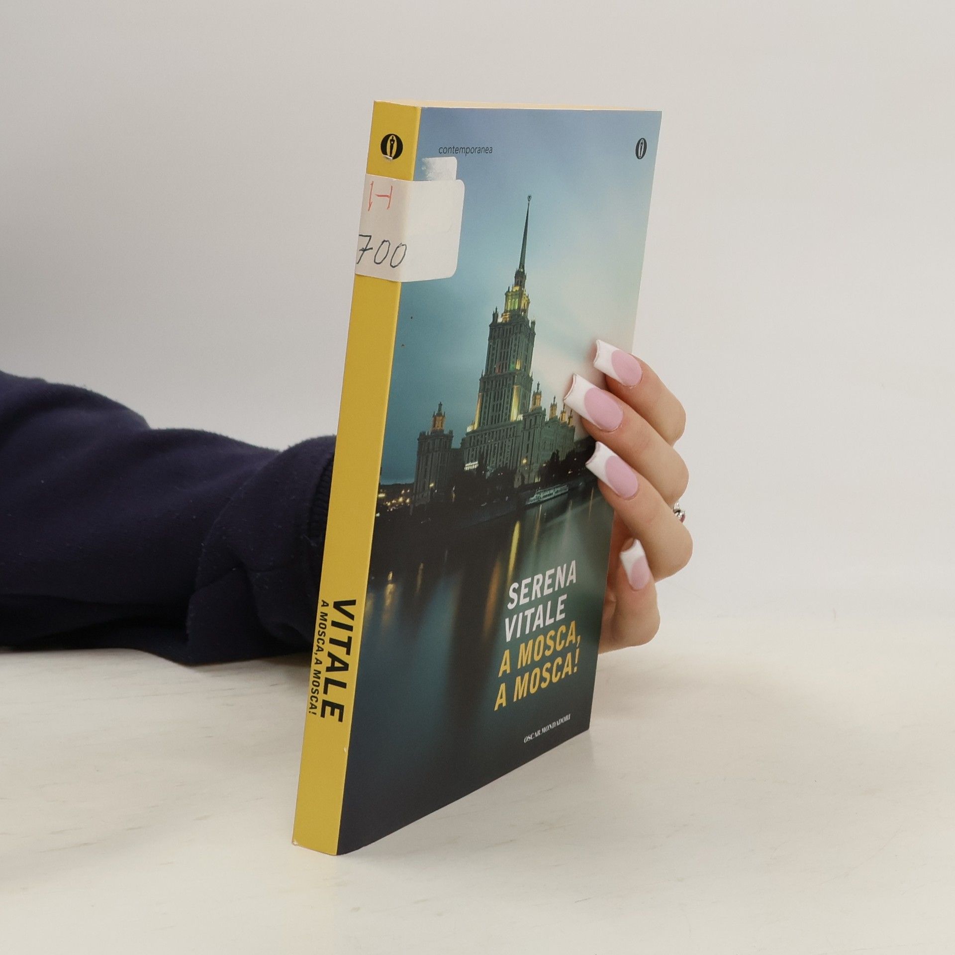 Contemporanea: A Mosca, a Mosca!