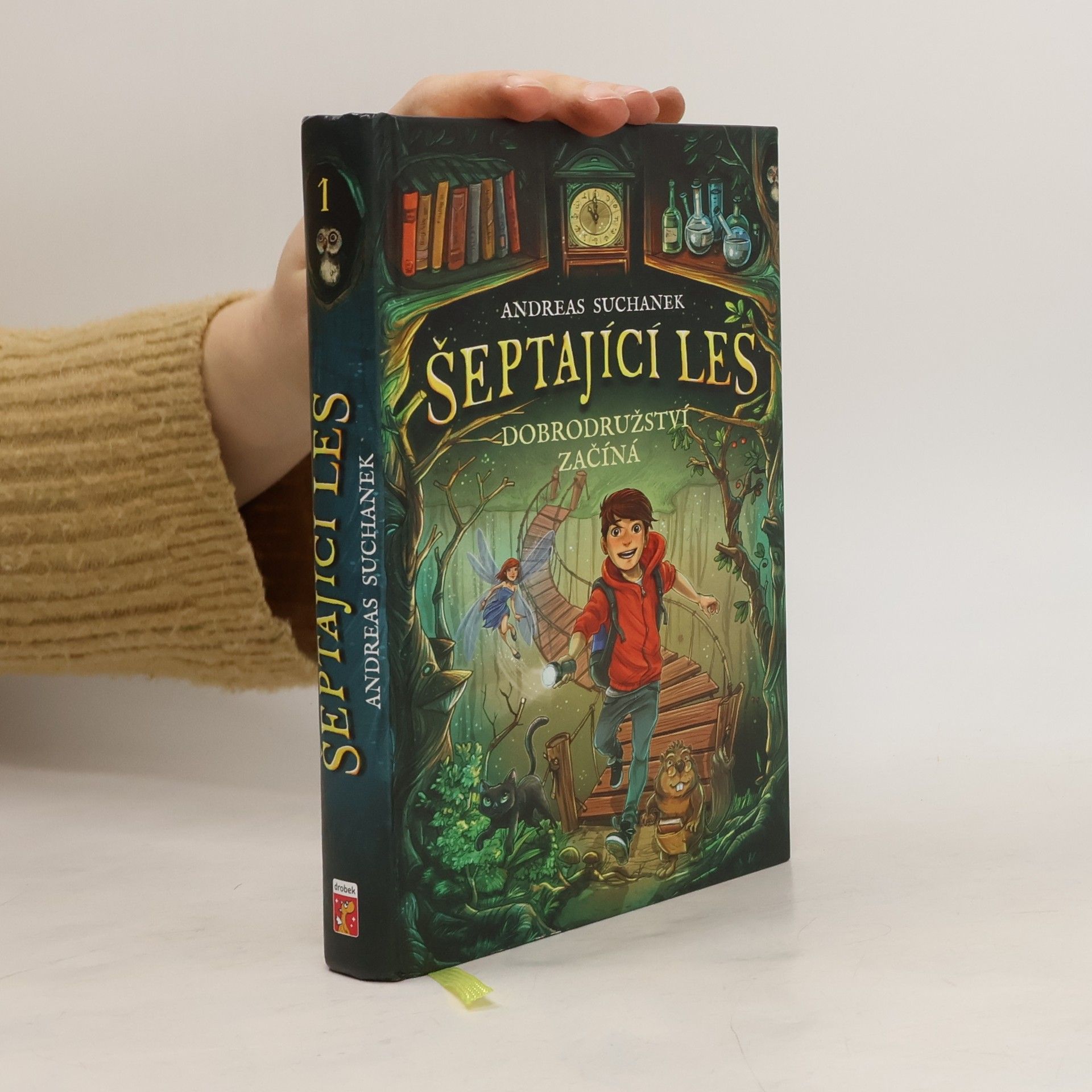 Šeptající les. Dobrodružství začíná
