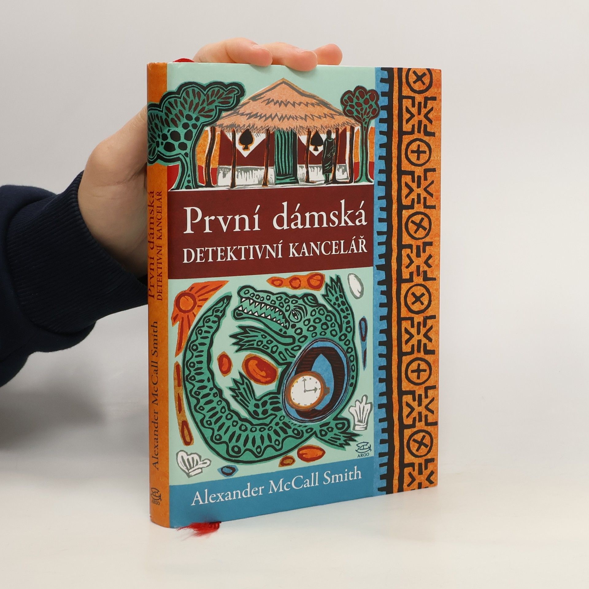 První dámská detektivní kancelář