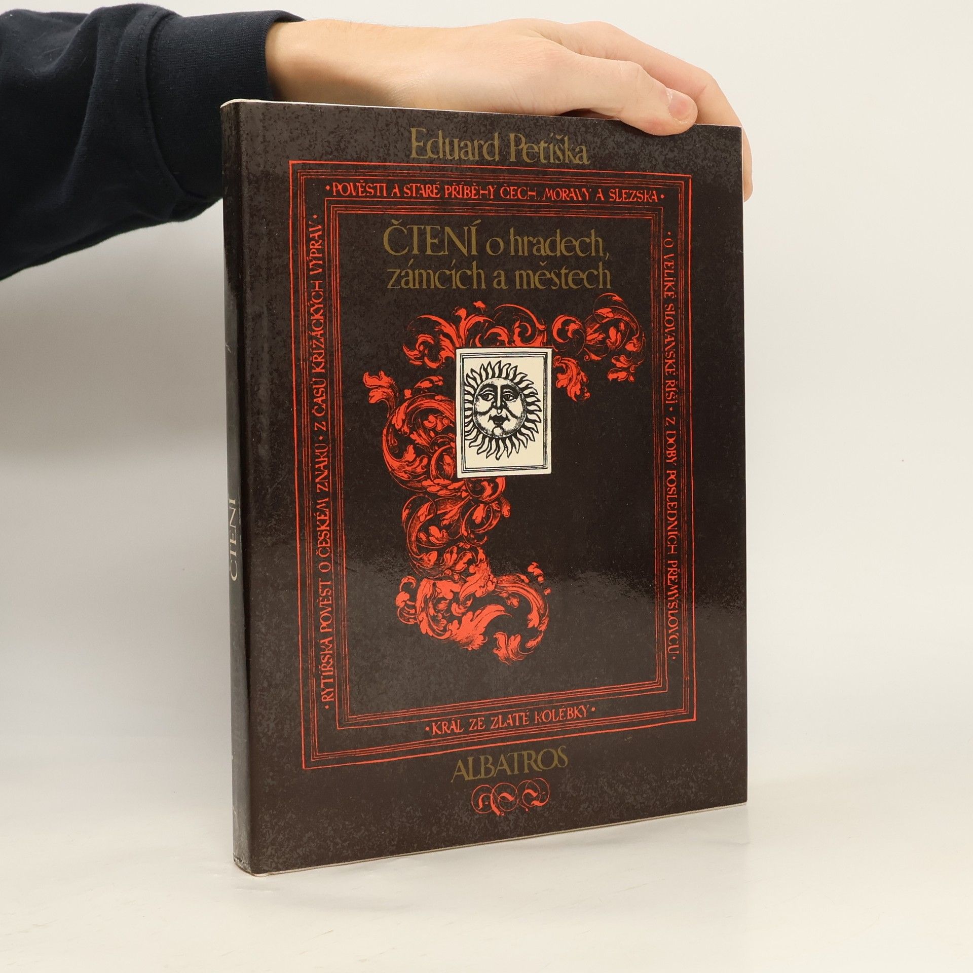 Eduard Petiška Čtení o hradech, zámcích a městech