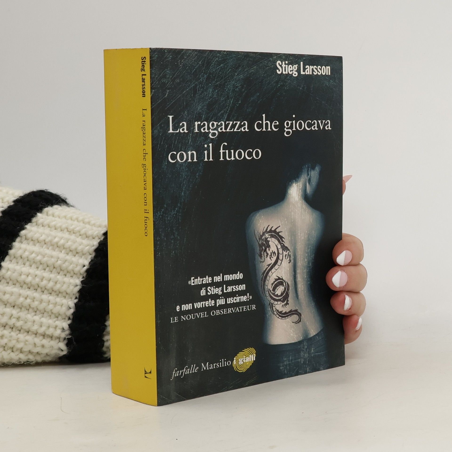 La ragazza che giocava con il fuoco