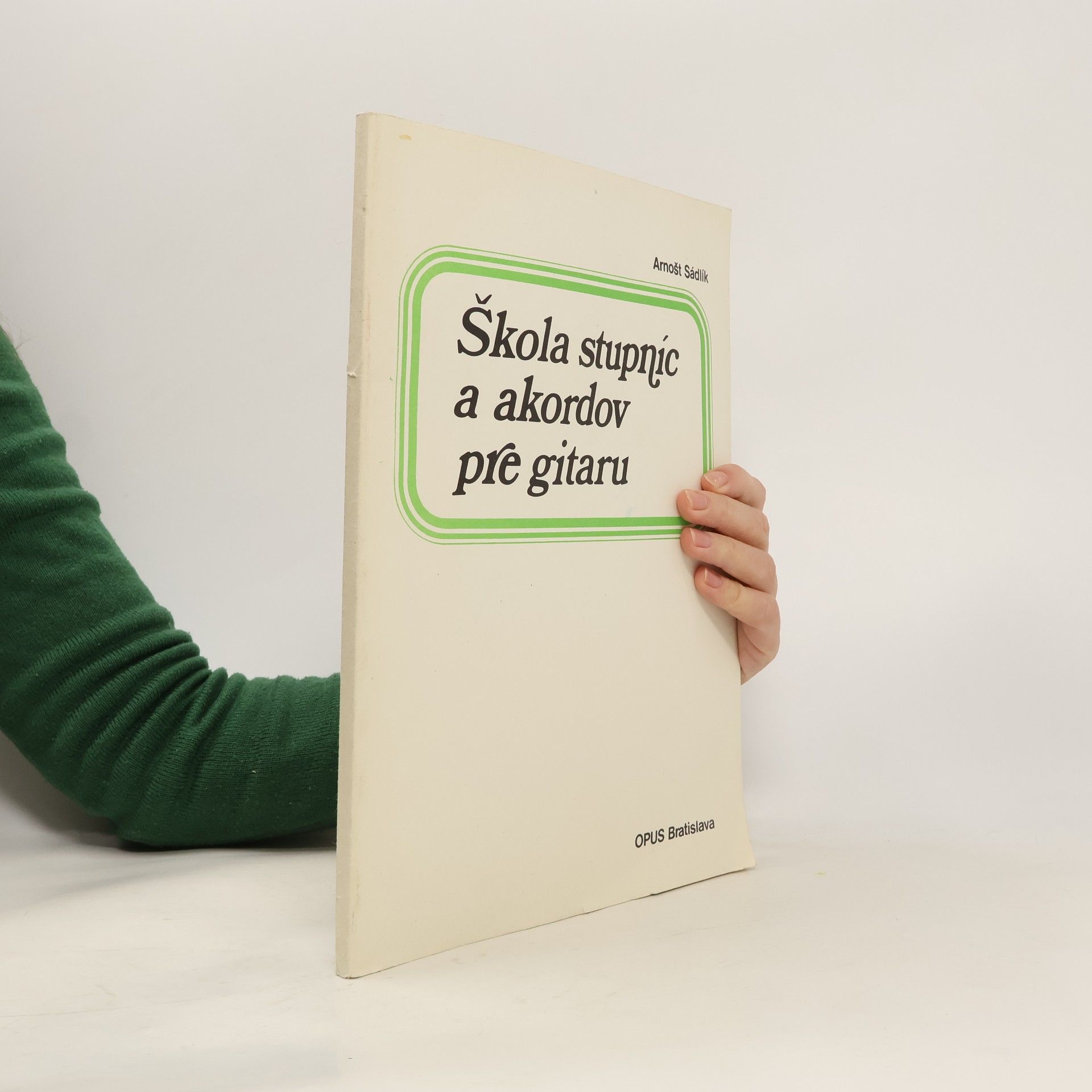 Arnošt Sádlík  Škola stupnic a akordov pre gitaru