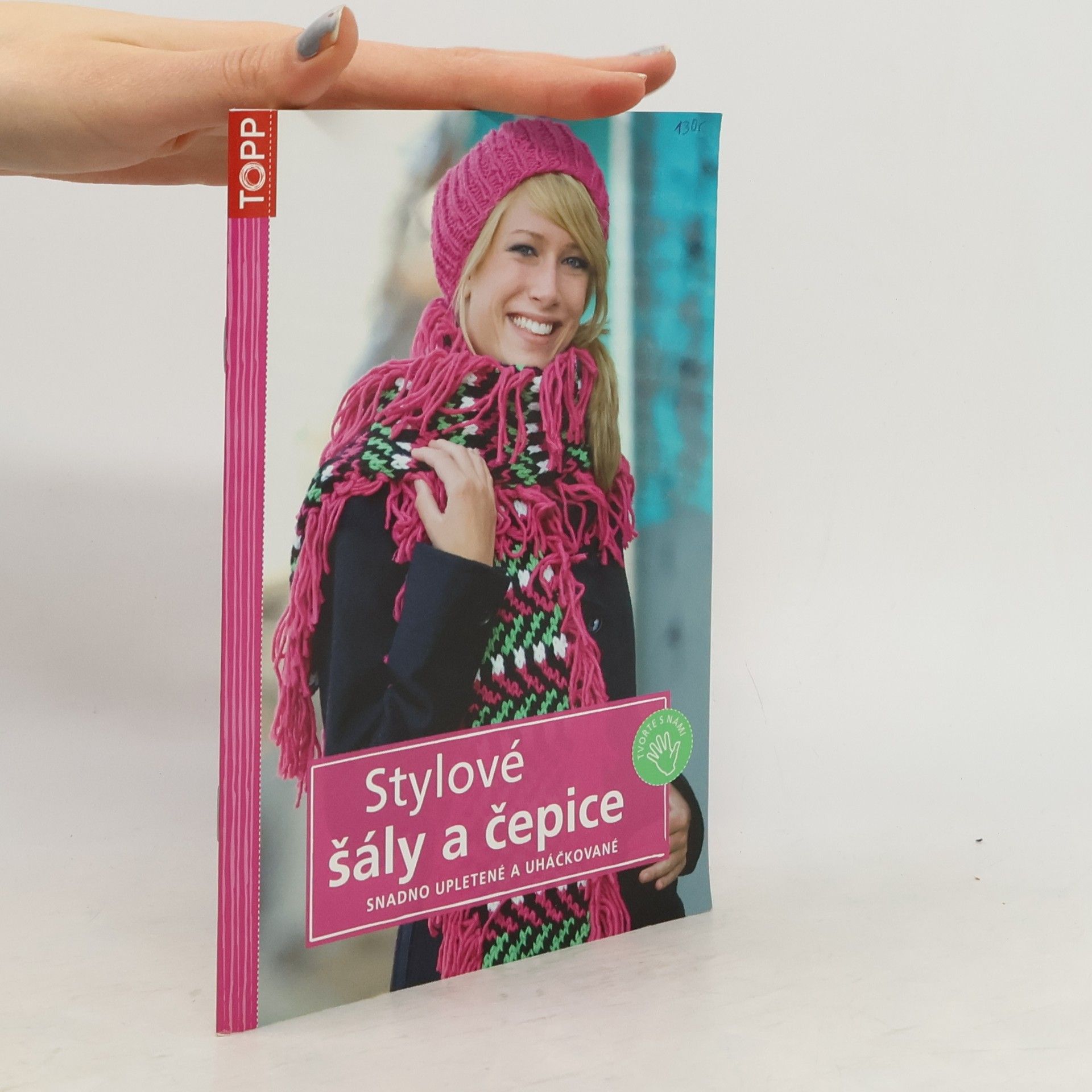 Kolektív autorov Stylové šály a čepice - snadno upletené a uháčkované