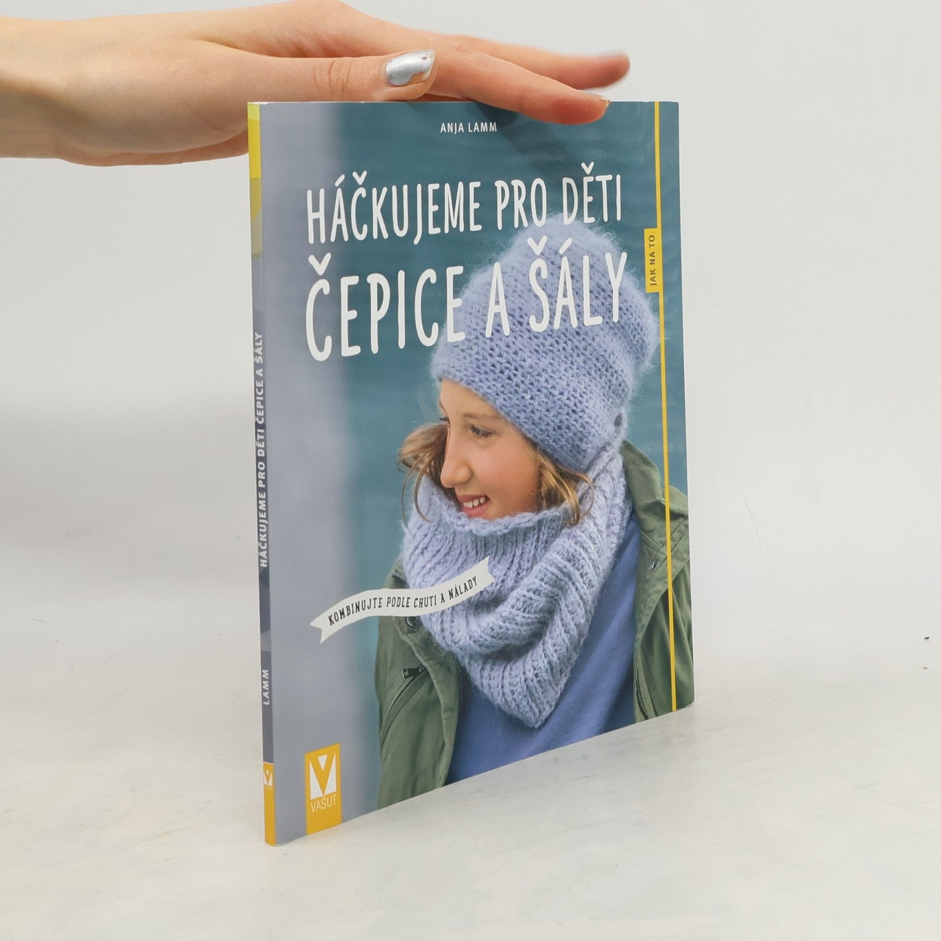 Háčkujeme pro děti čepice a šály