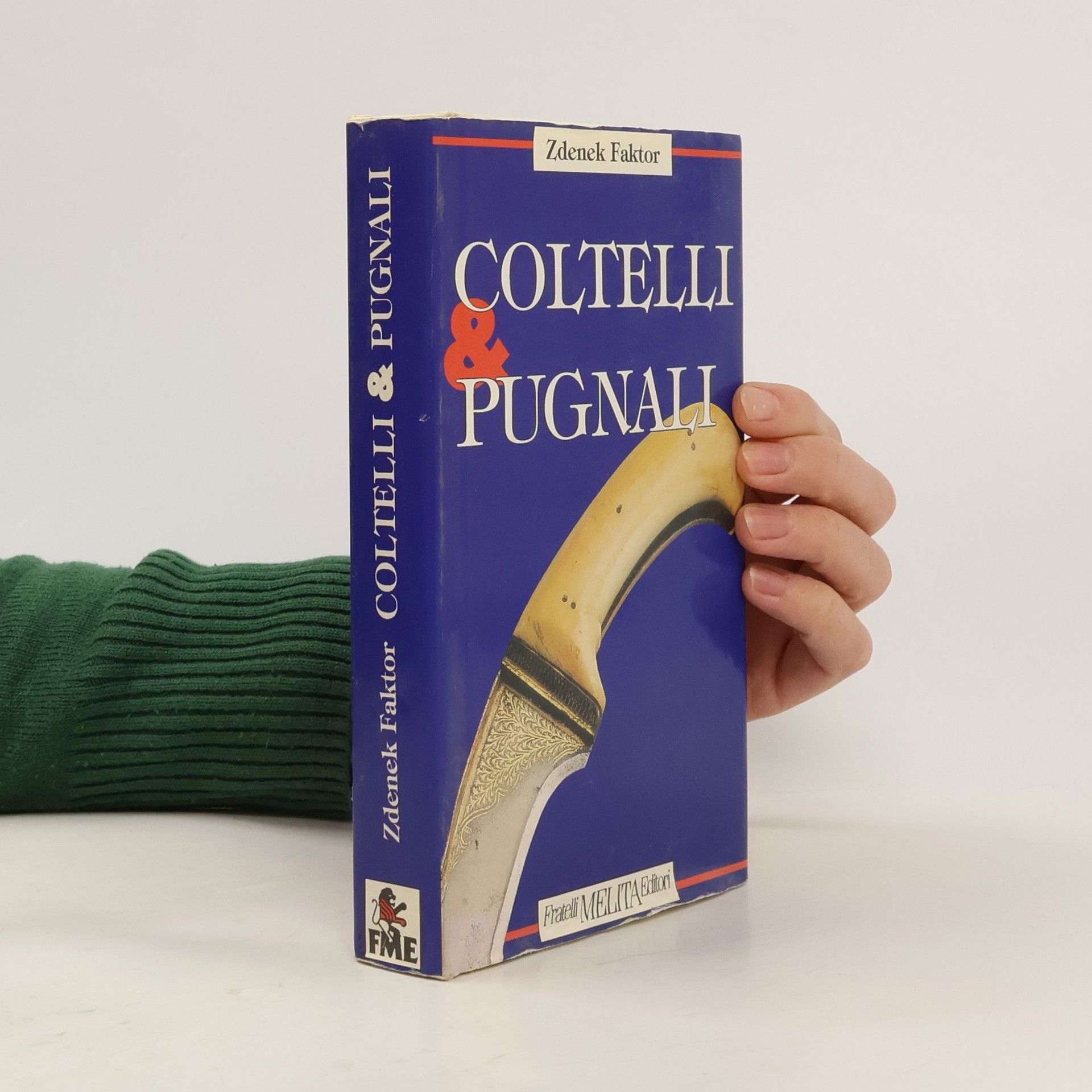 Coltelli e pugnali