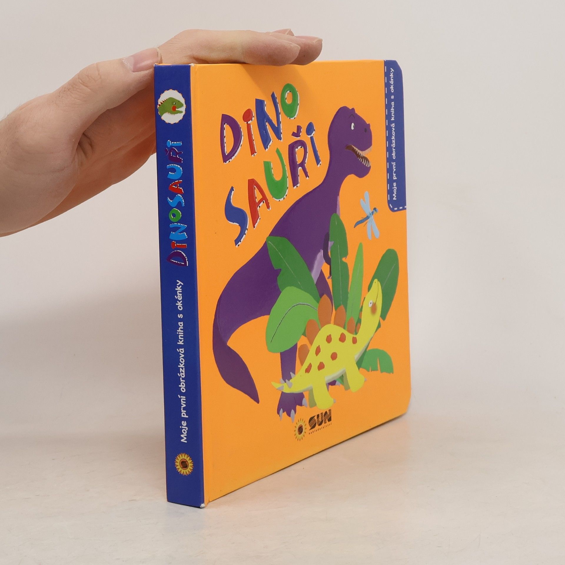 Pilar Campos Dinosauři. Moje první obrázková kniha s okénky