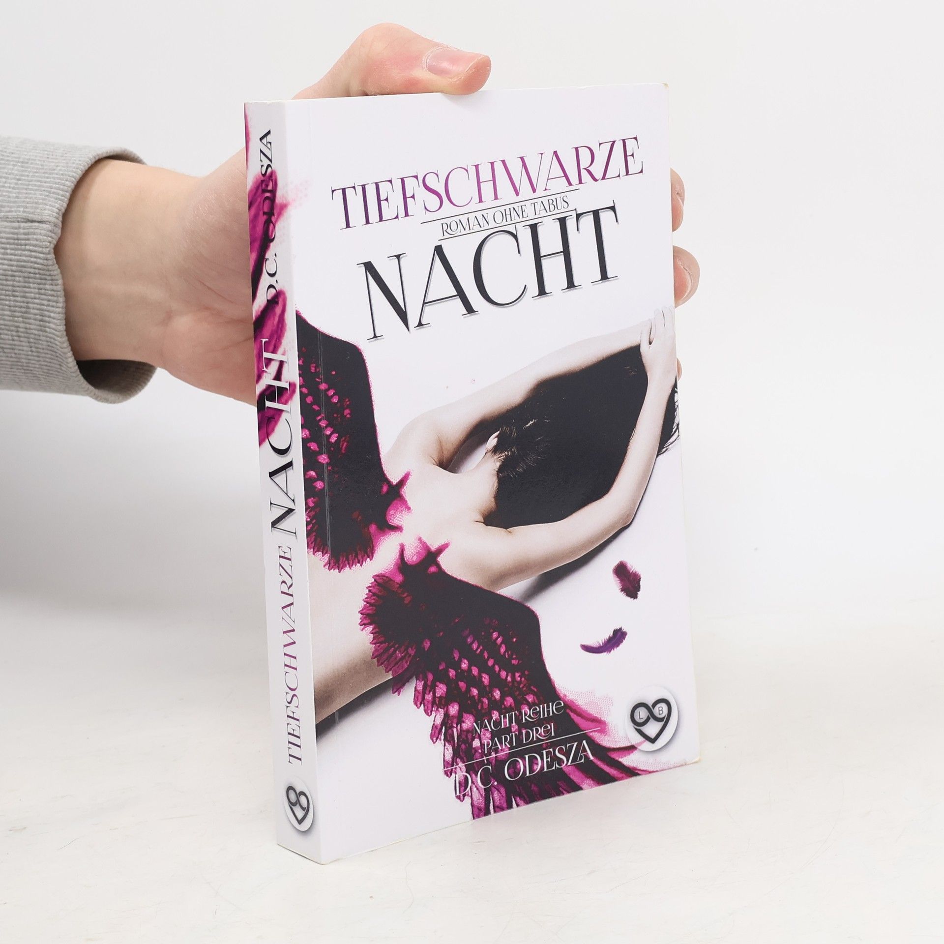 D. C. Odesza Tiefschwarze Nacht