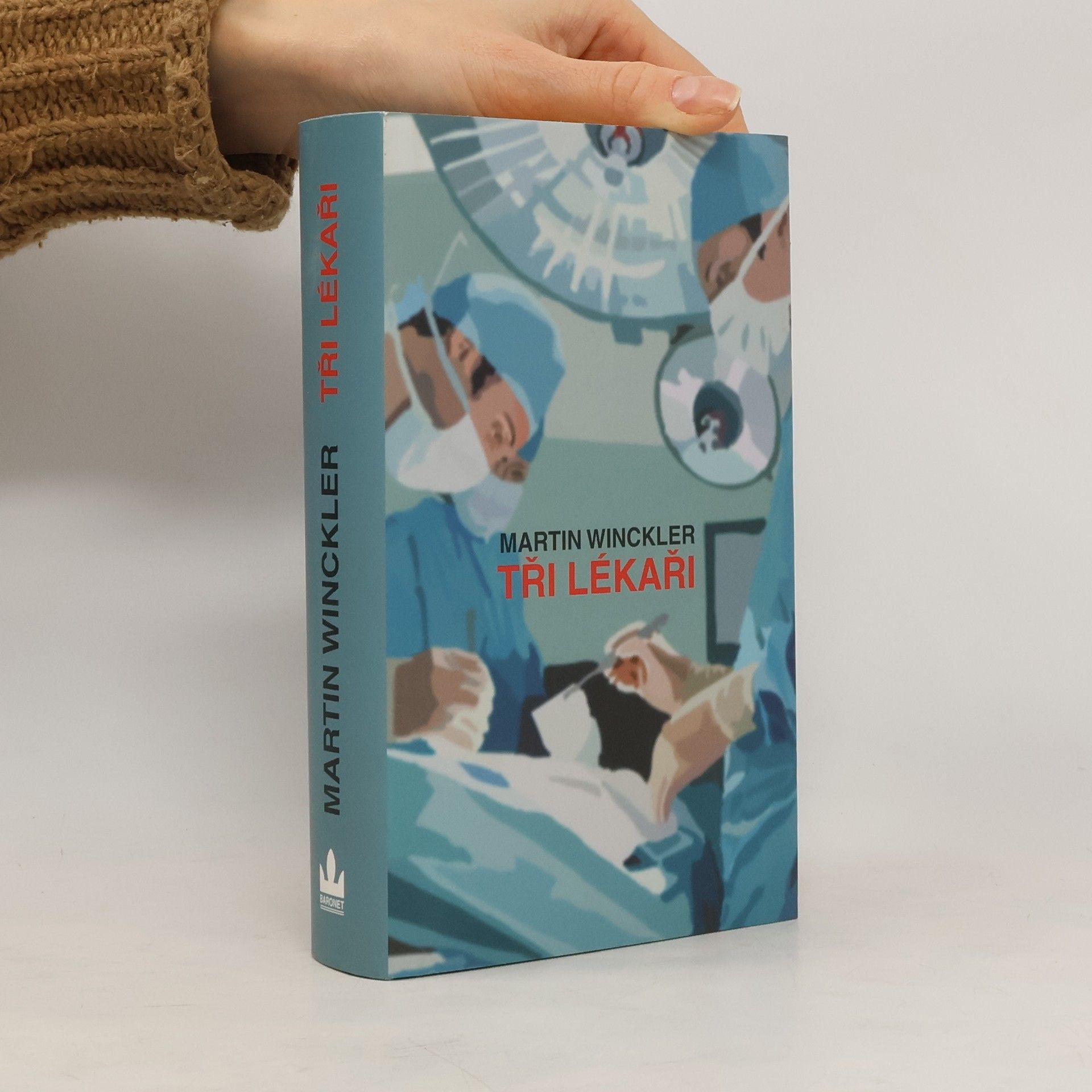 Tři lékaři