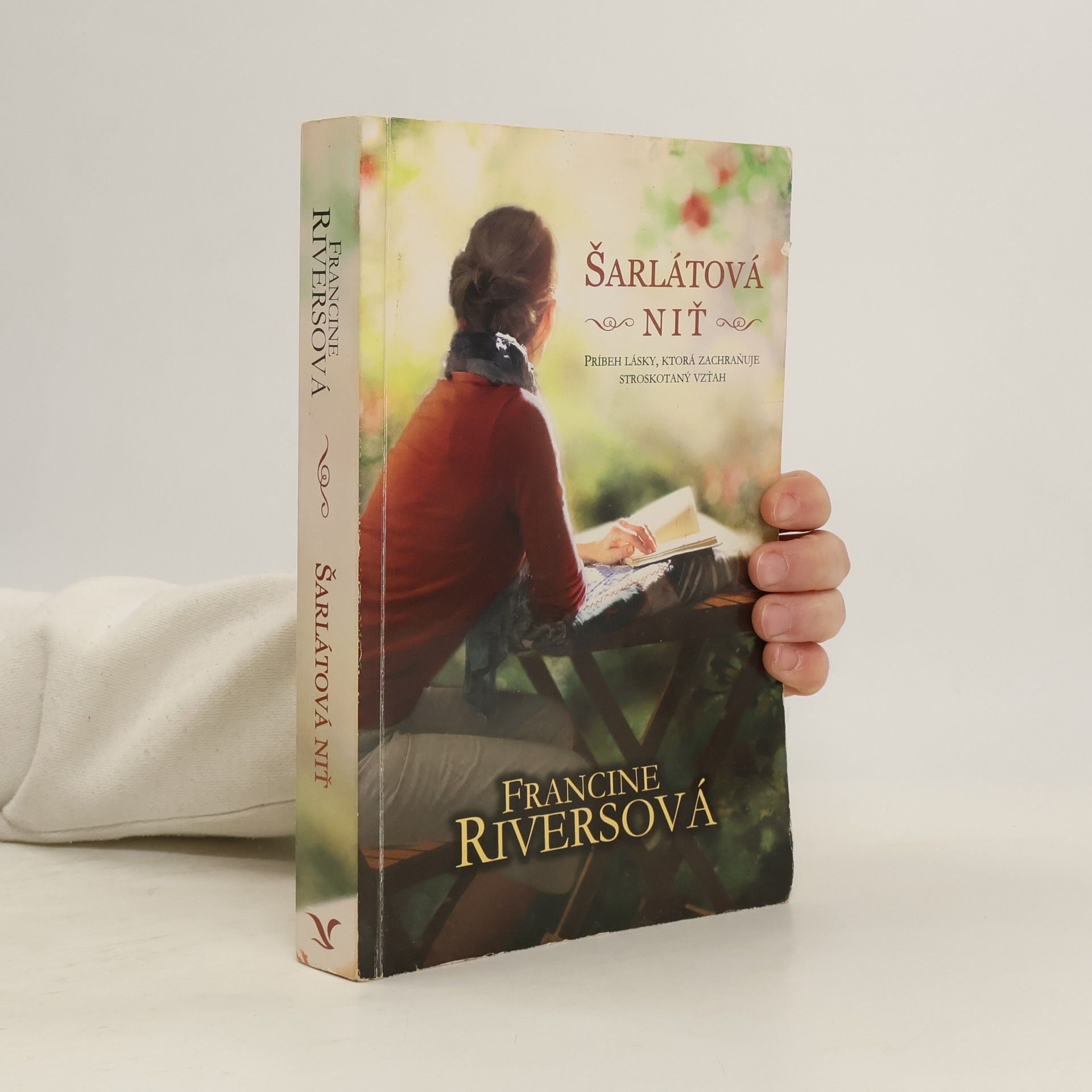 Francine Riversová Šarlátová niť