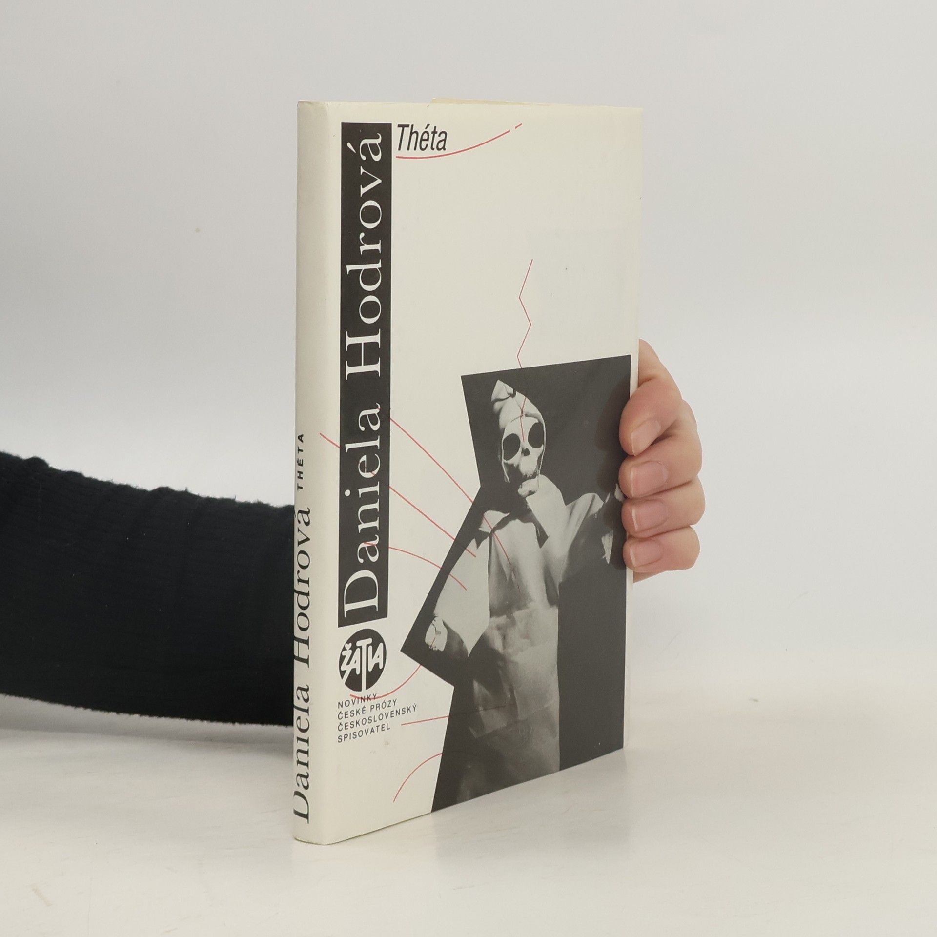Daniela Hodrova Théta