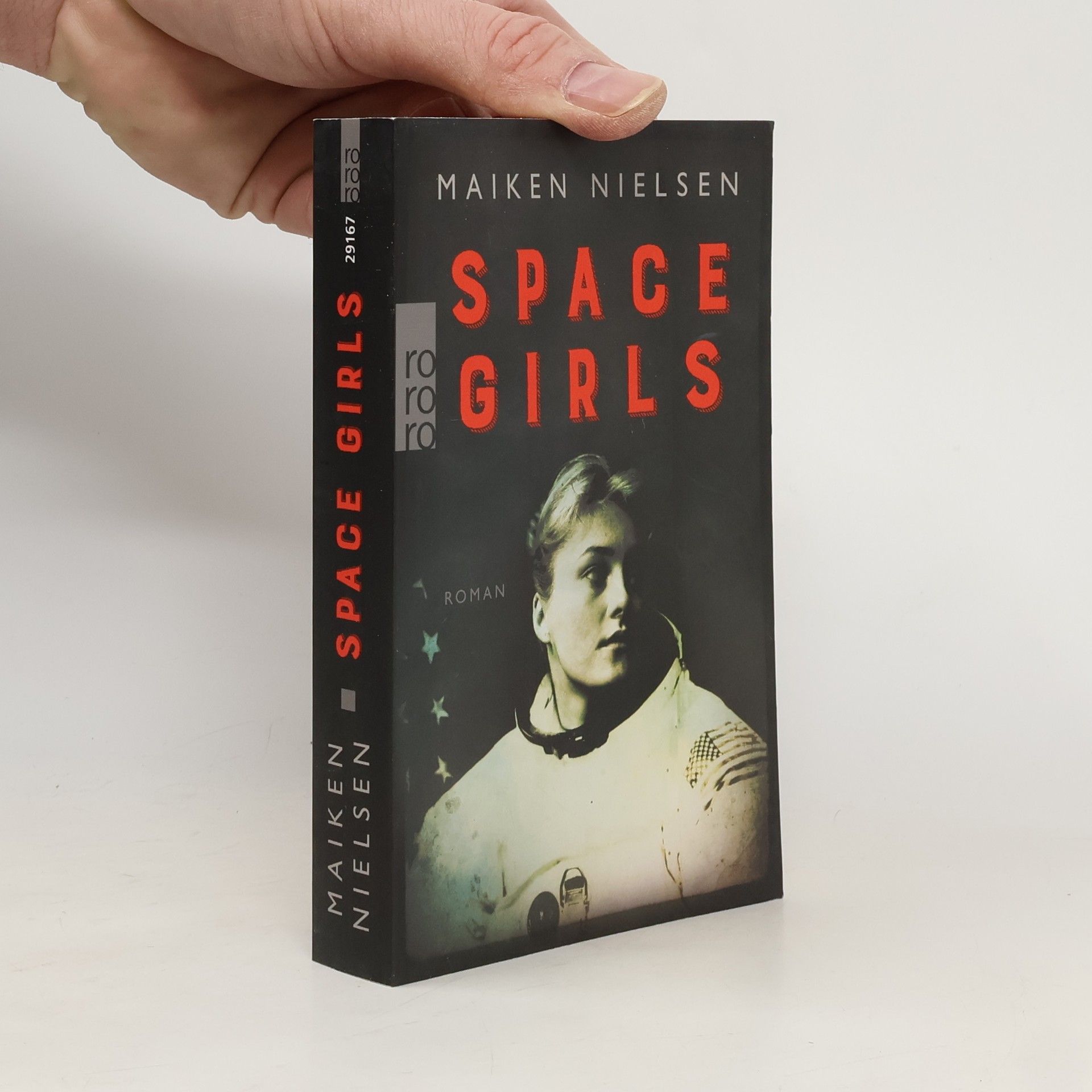 Maiken Nielsen Space Girls