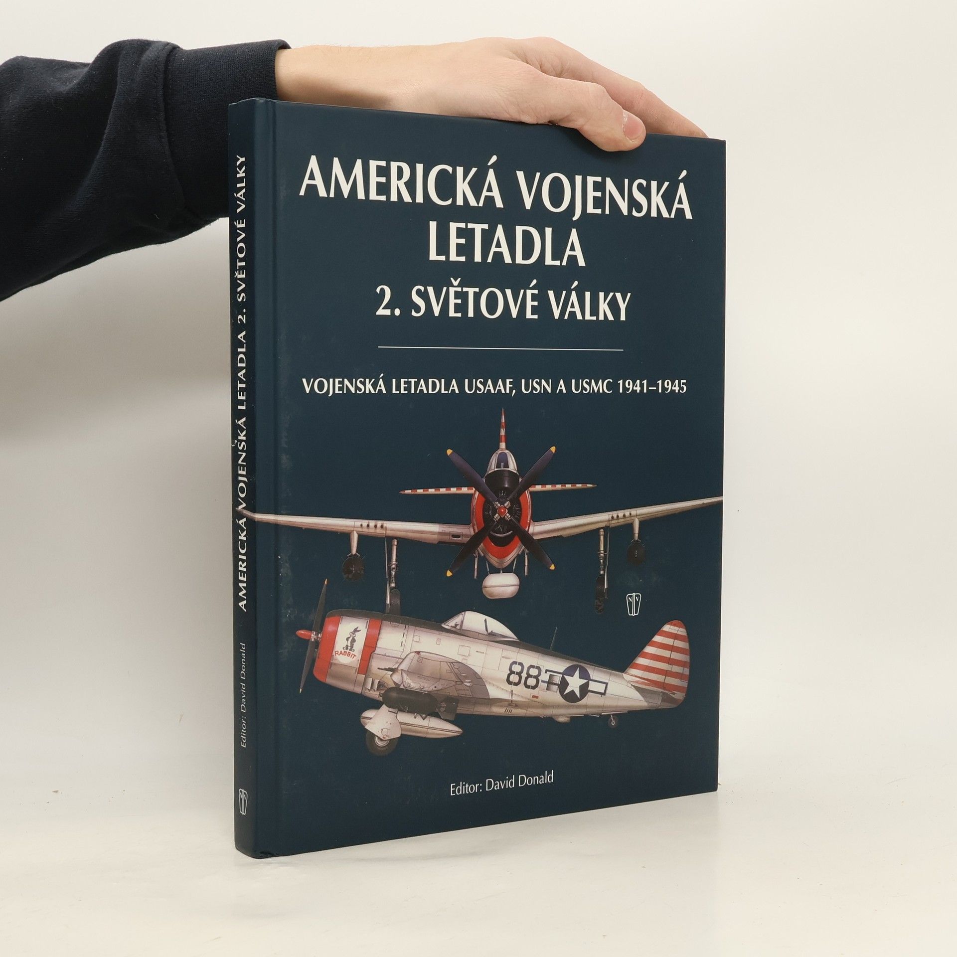 David Donald Americká vojenská letadla 2. světové války