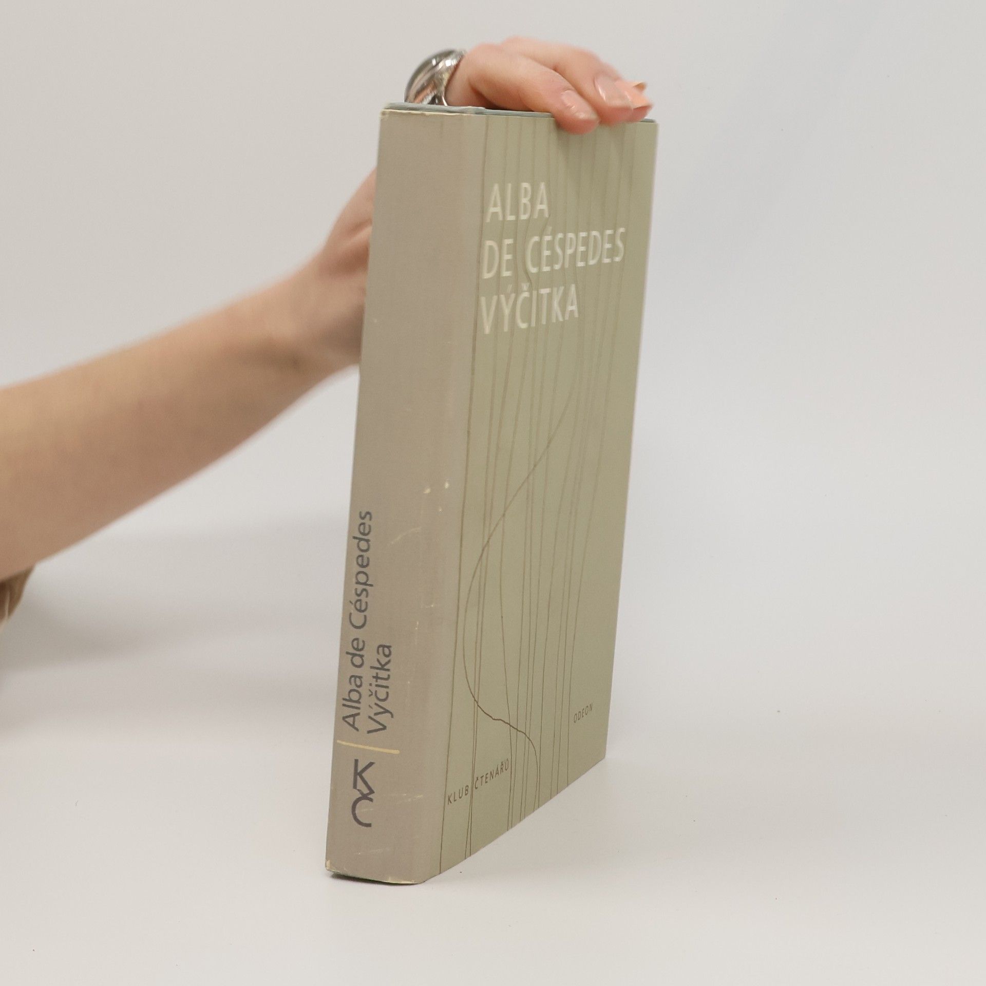 Alba De Céspedes Výčitka