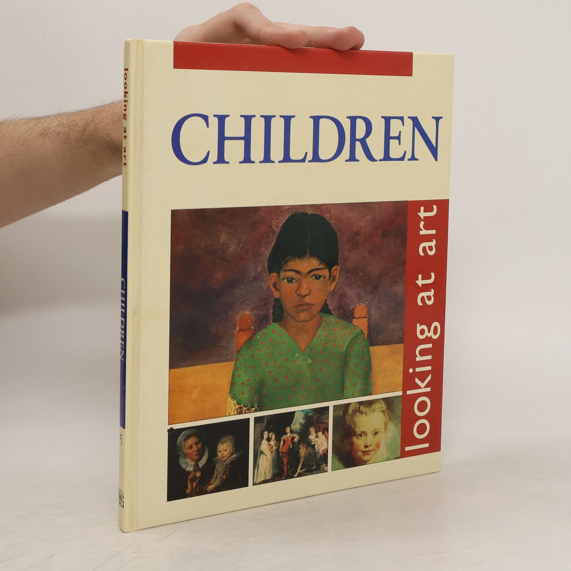 Alice Peebles Looking at Art