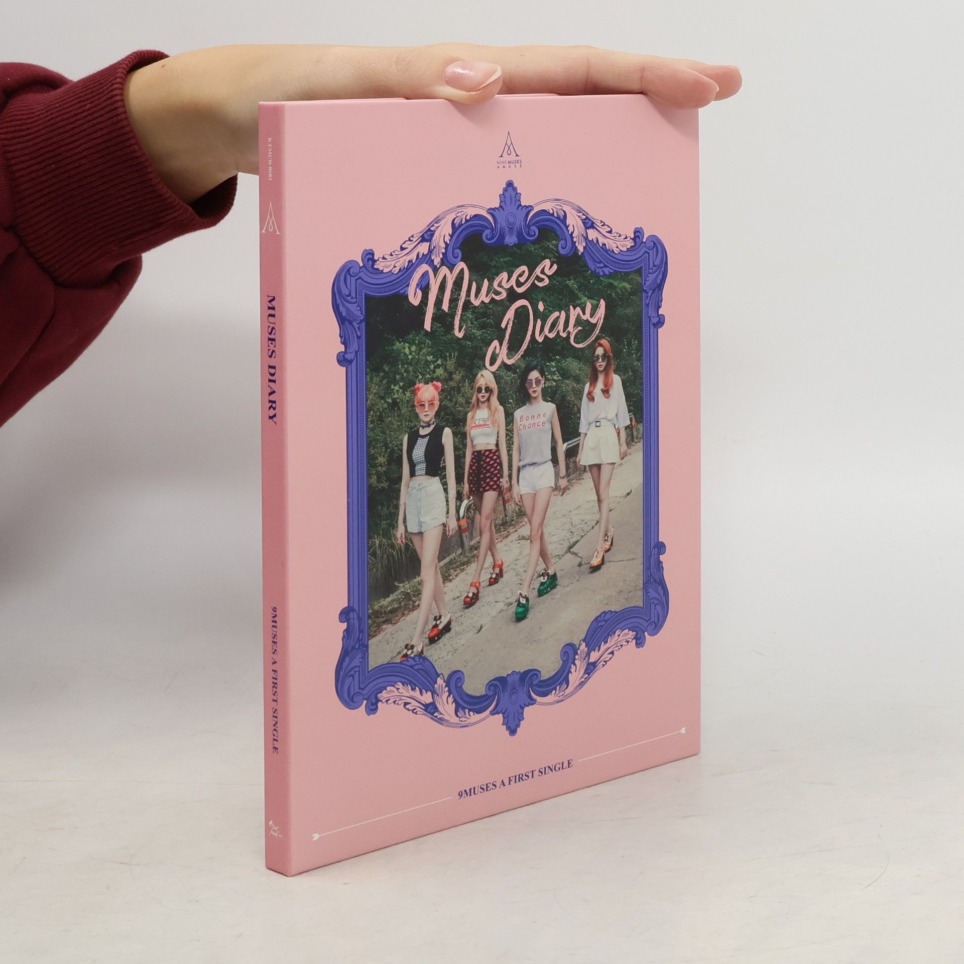 Auteurscollectief Muses Diary. 9Muses a First Single