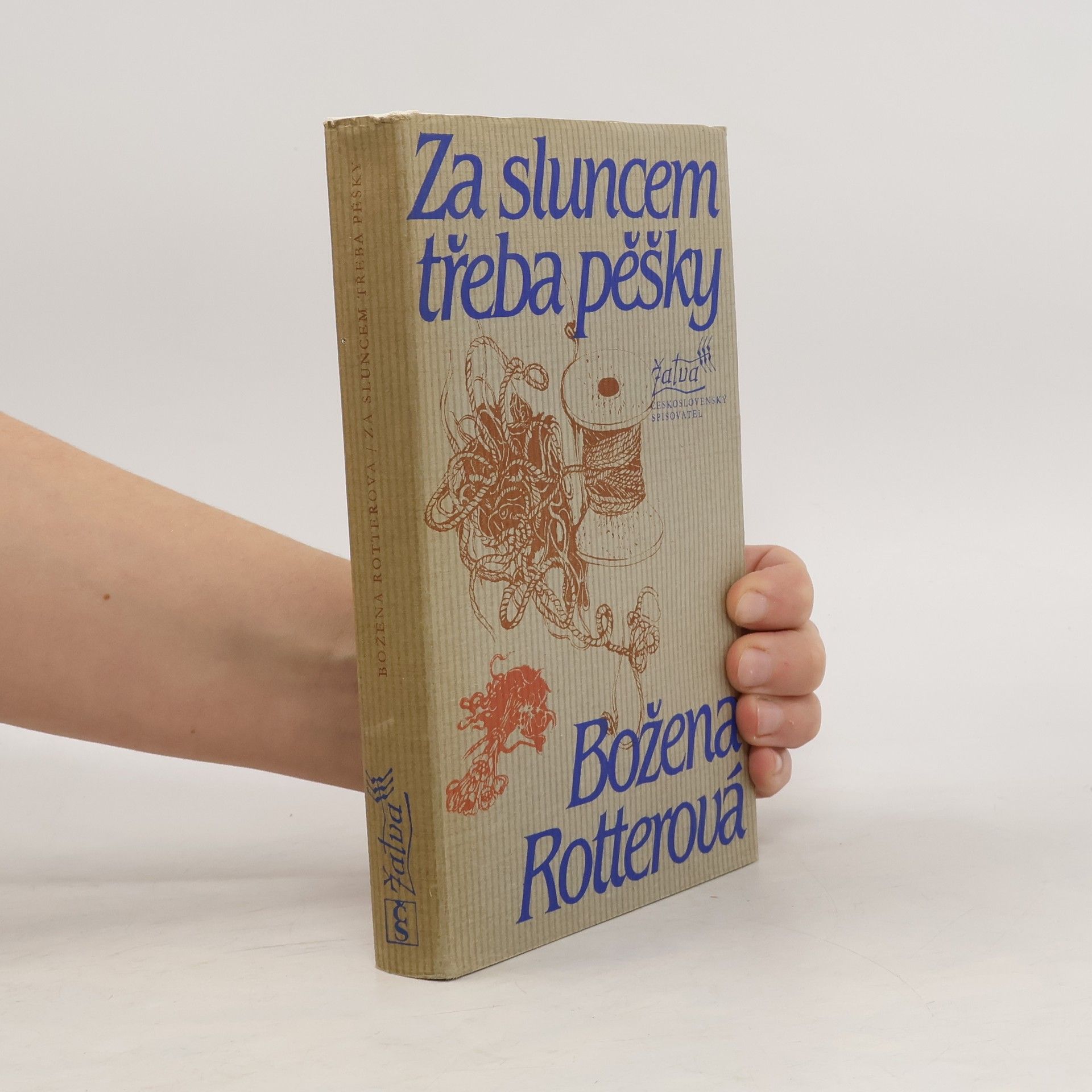 Za sluncem třeba pěšky