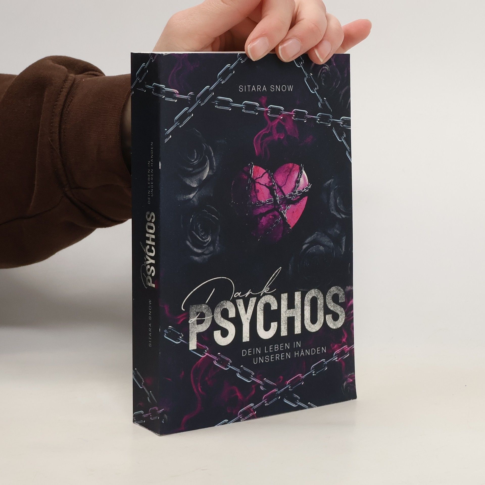 Sitara Snow Dark Psychos