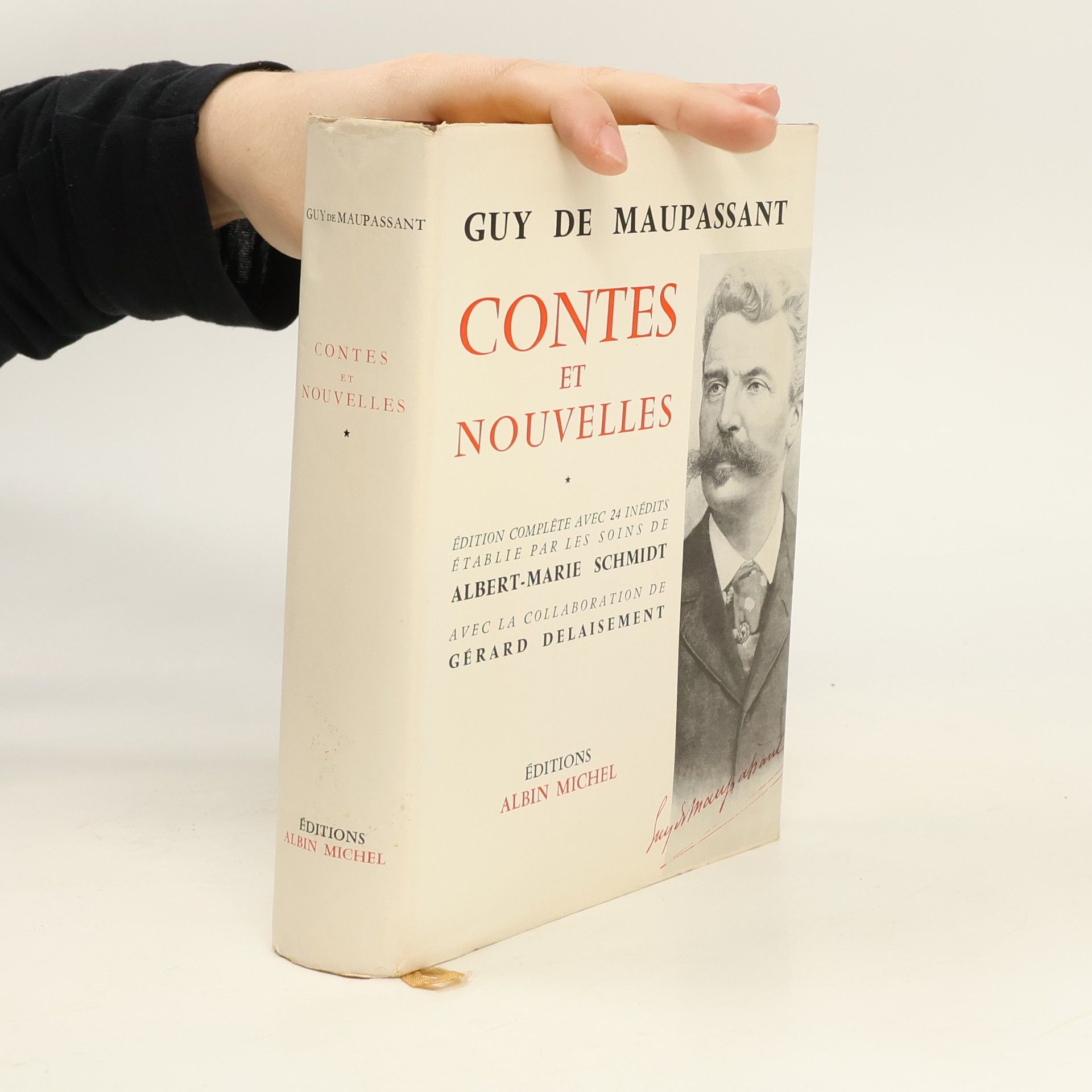 Guy de Maupassant Contes et Nouvelles