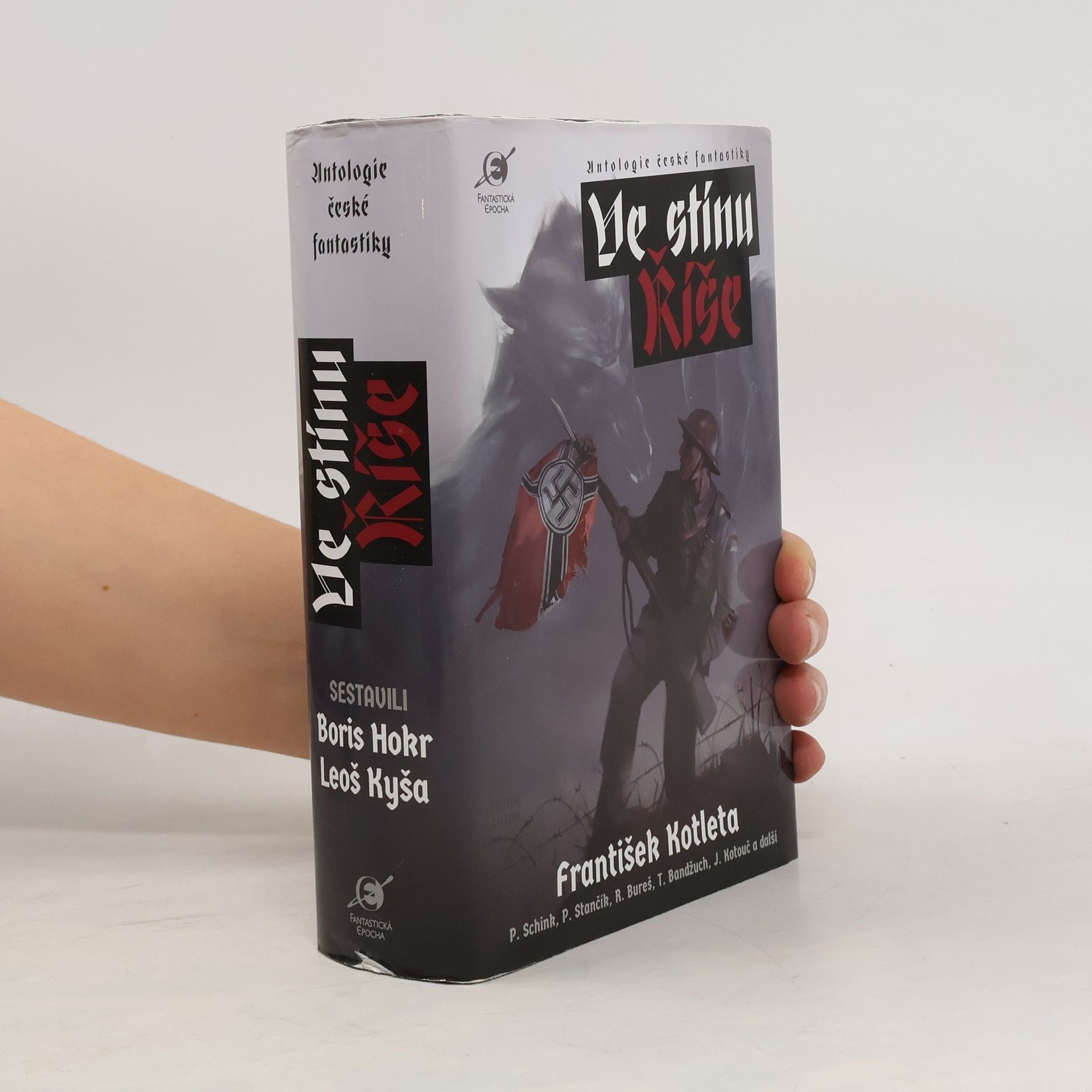 Michal Tesáček Ve stínu Říše: Antologie české fantastiky