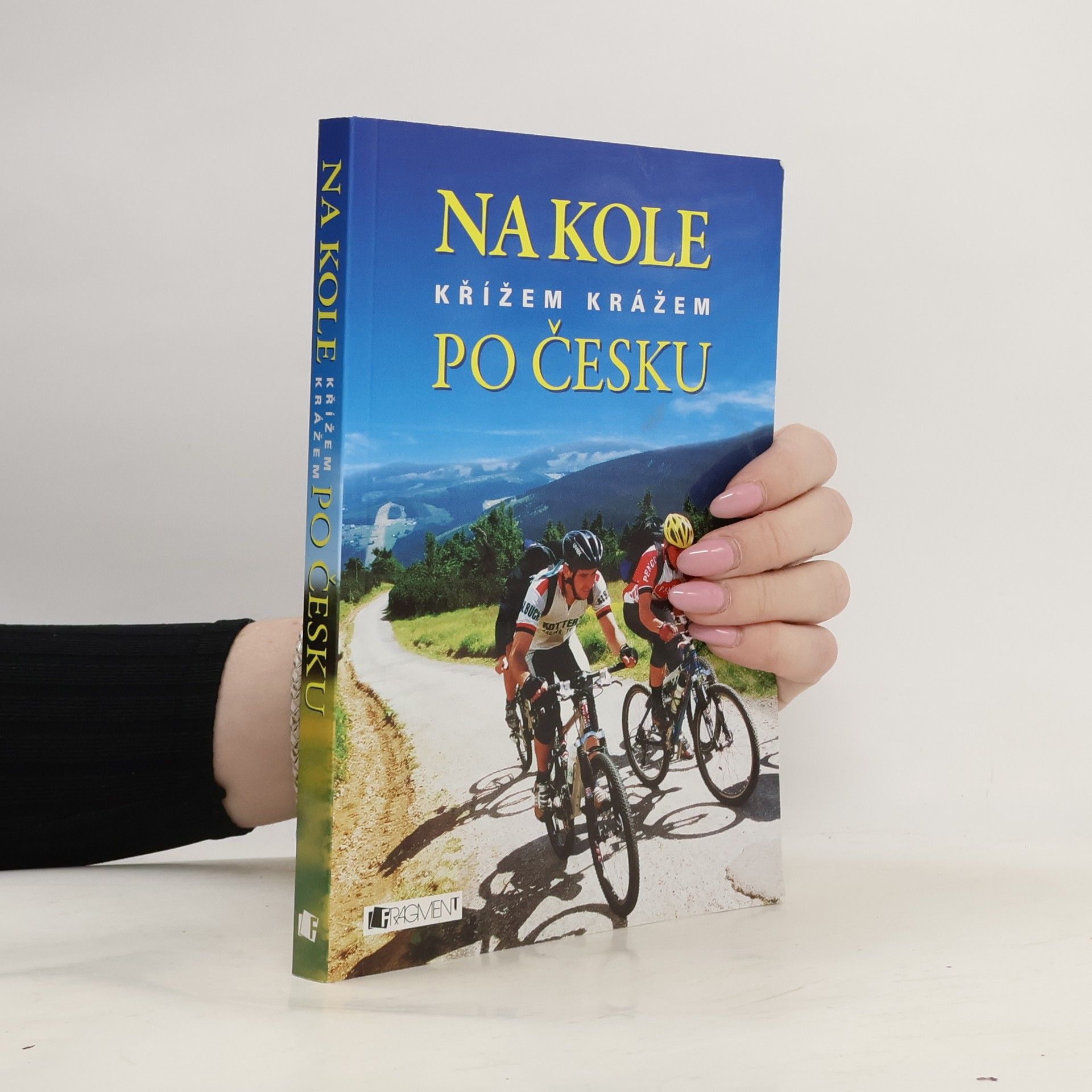 Na kole křížem krážem po Česku