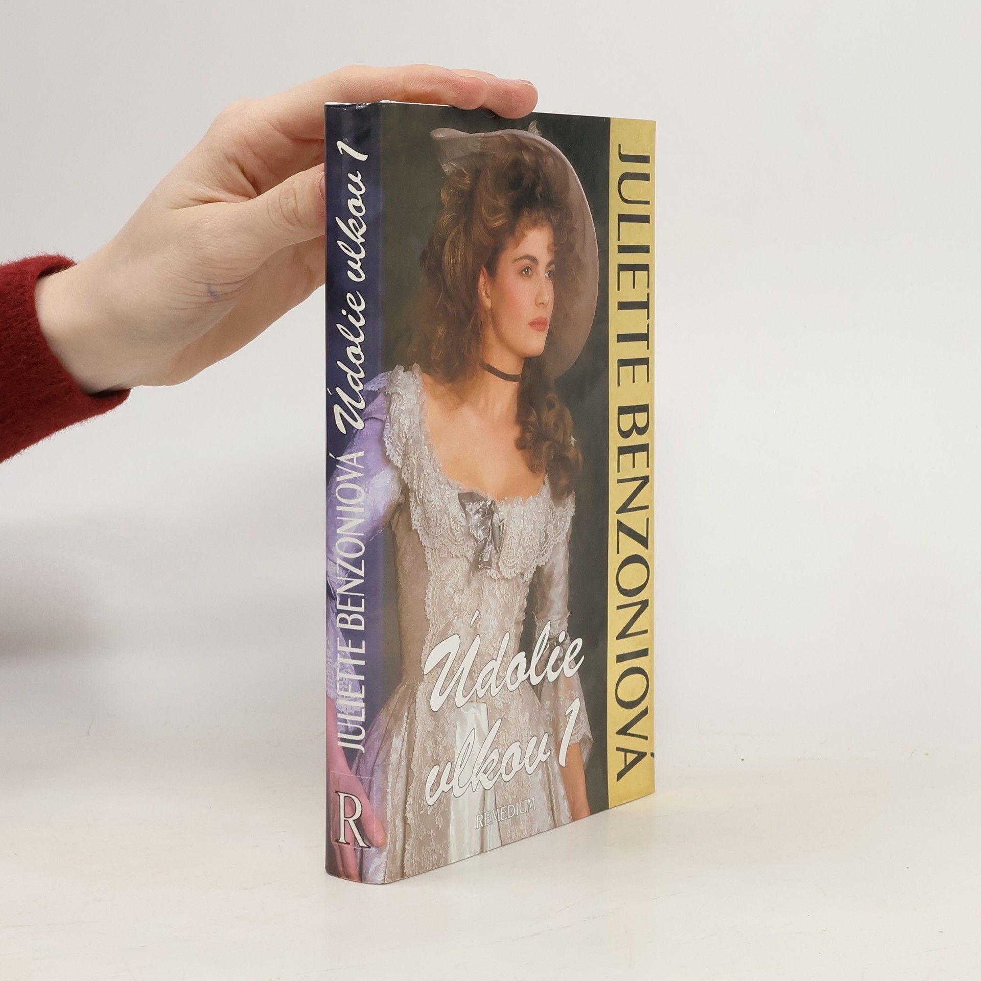 Juliette Benzoniová Údolie vlkov 1